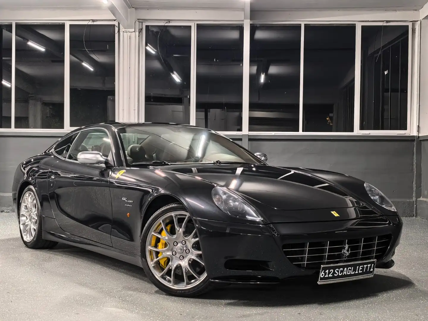Ferrari 612 SCAGLIETTI ATELIER | ONE TO ONE | NP 318 T € Schwarz - 2
