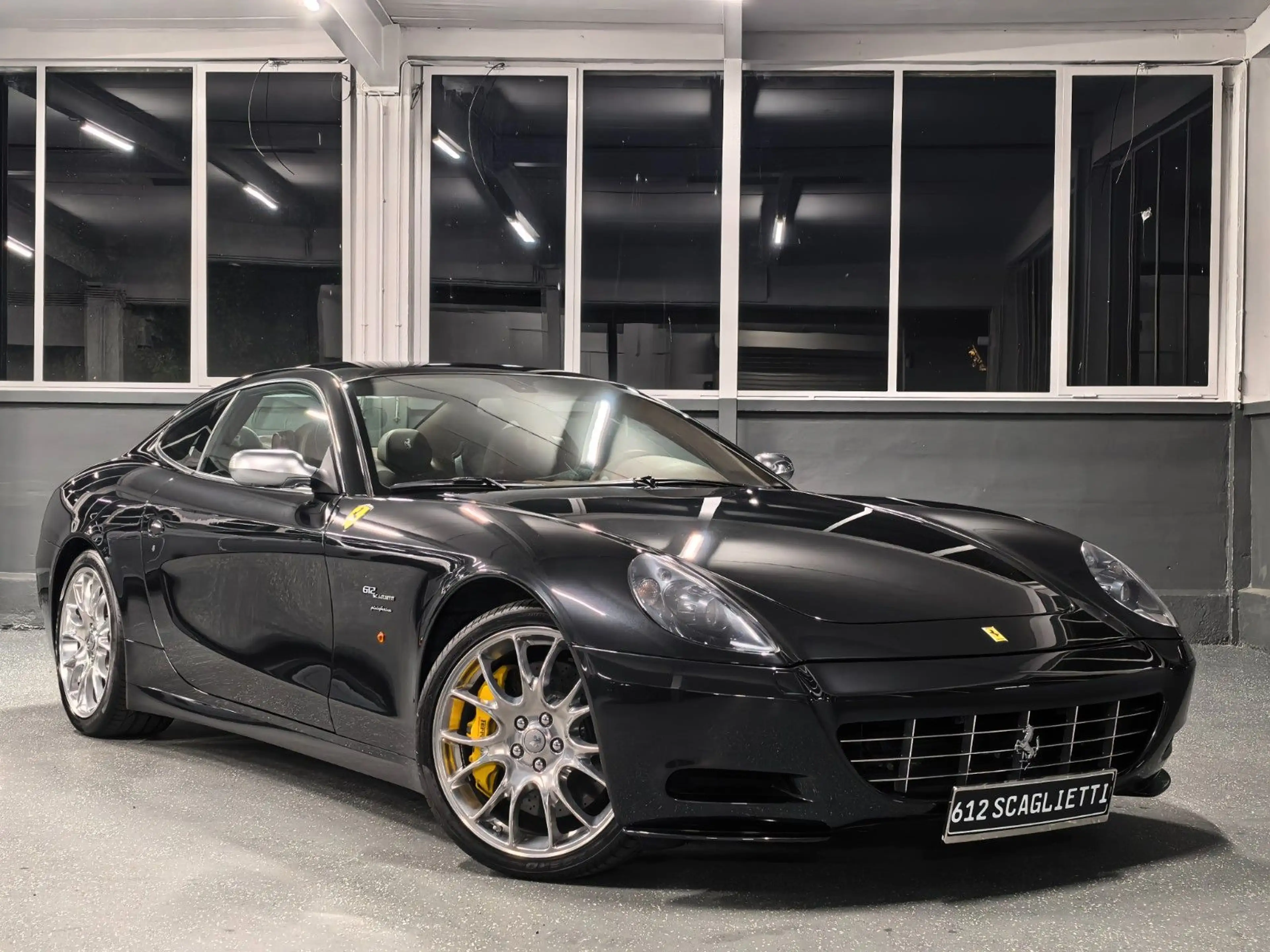 Ferrari 612 SCAGLIETTI ATELIER | ONE TO ONE | NP 318 T € — photo 2