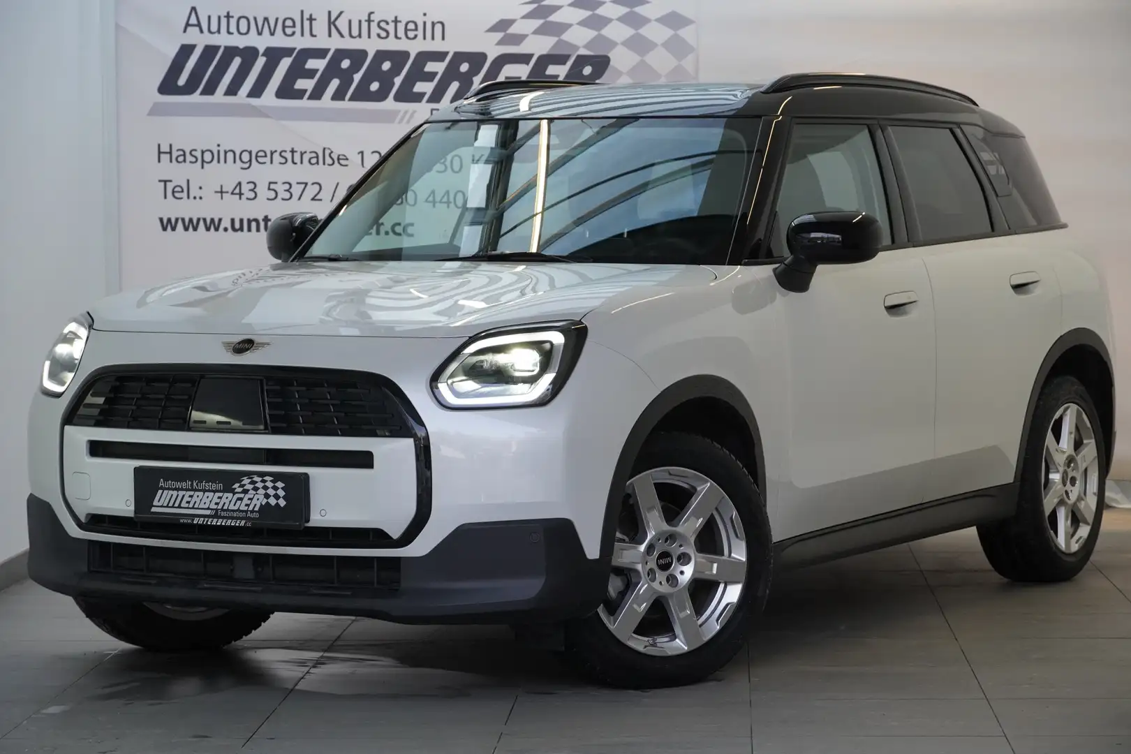 MINI One D Countryman Countryman D Aut. Head-Up DAB LED Pano.Dach Weiß - 1
