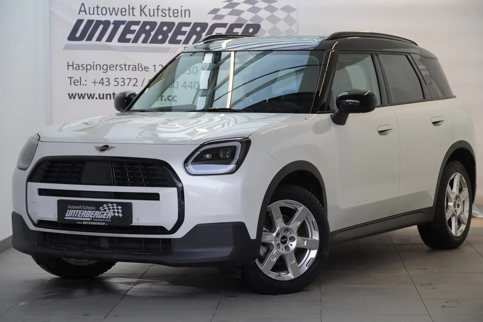 MINI One D Countryman Countryman D Aut. Head-Up DAB LED Pano.Dach Weiß - 2