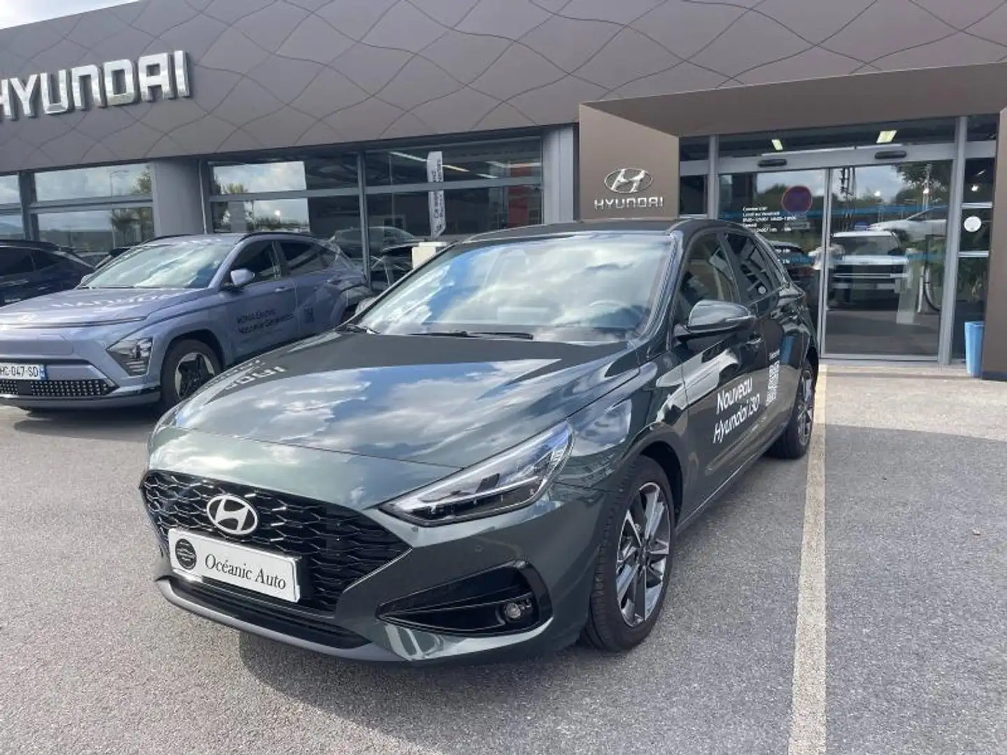 Hyundai i10 1.0 T-GDi 100 BVM Creative 5P Vert - 1