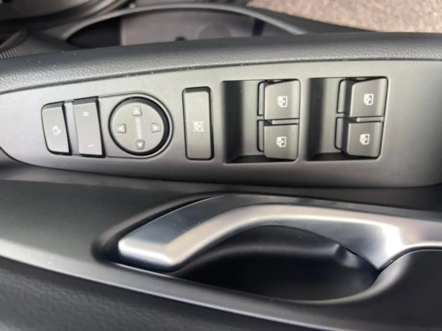 Hyundai i10 1.0 T-GDi 100 BVM Creative 5P Vert - 2