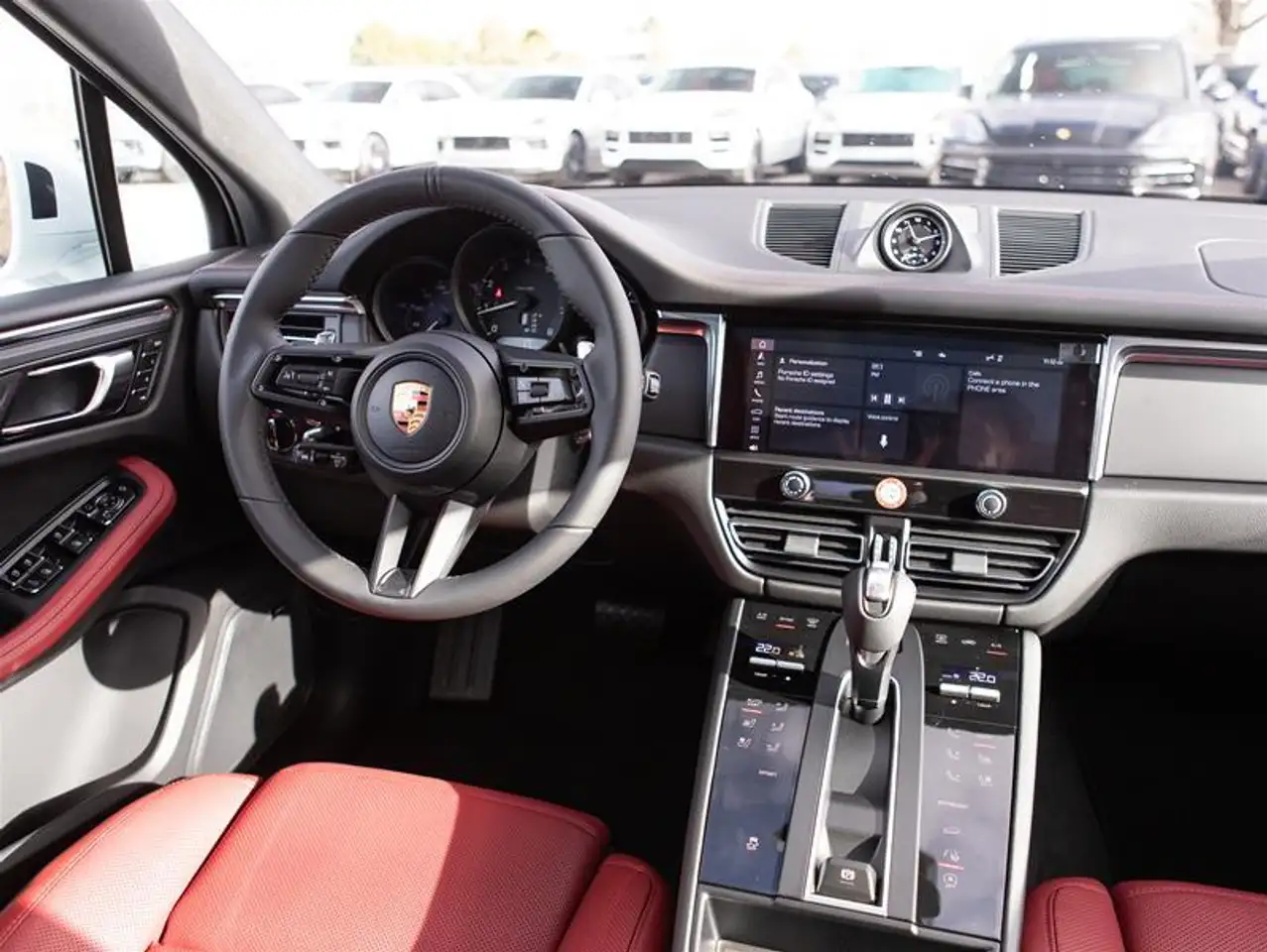 Porsche Macan снимка Porsche Macan