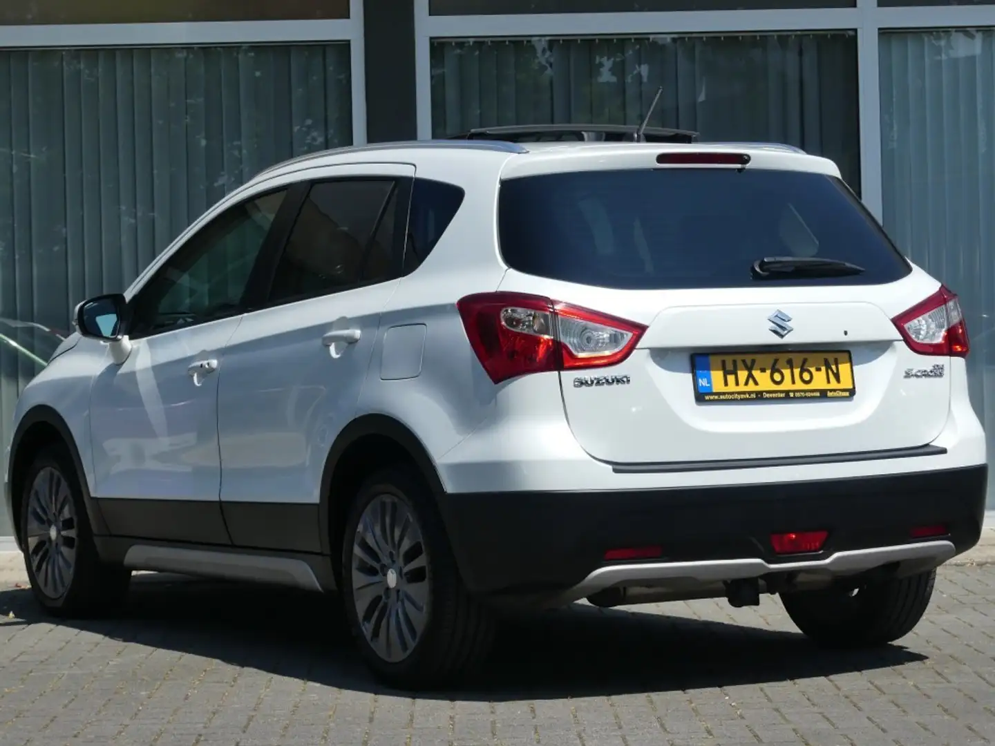 Suzuki SX4 S-Cross 1.6 EXCLUSIVE TREKHAAK / SUNROOF / CRUISE Wit - 2