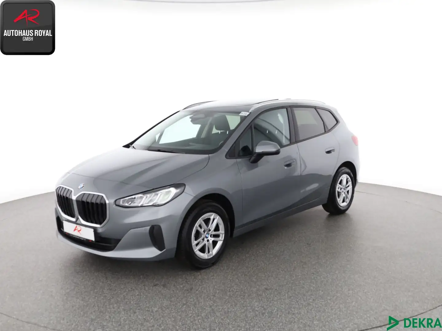 BMW Active Hybrid 7 220 Active Tourer i PANO AKT.PARKASSIST,KAMERA siva - 1