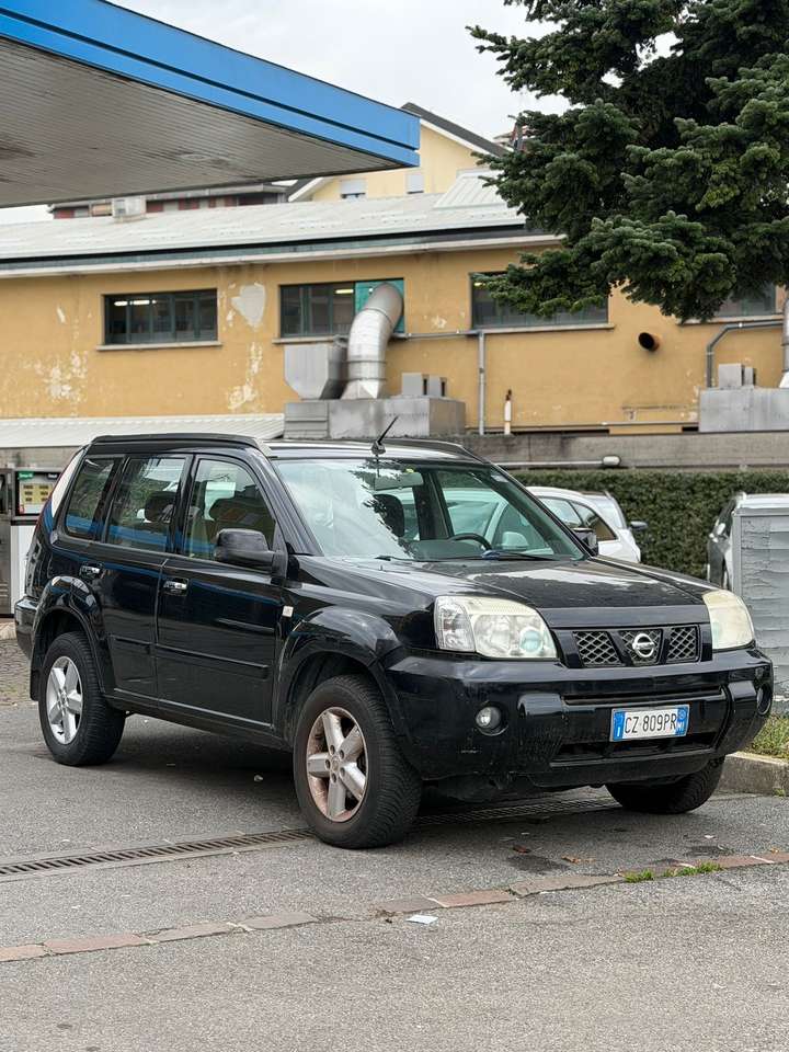Nissan X-Trail 2.2 dci Sport FL