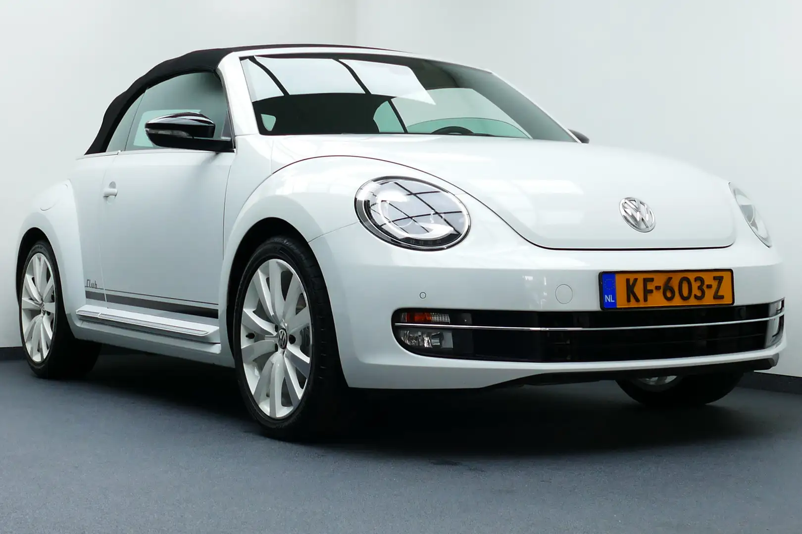 Volkswagen Beetle Cabriolet 1.4 150pk TSI Club. Xenon/Led, 19"LMV, C Wit - 2