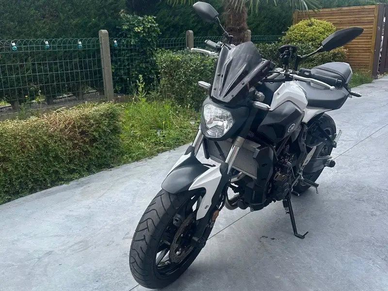 Yamaha MT-07 - foto 5
