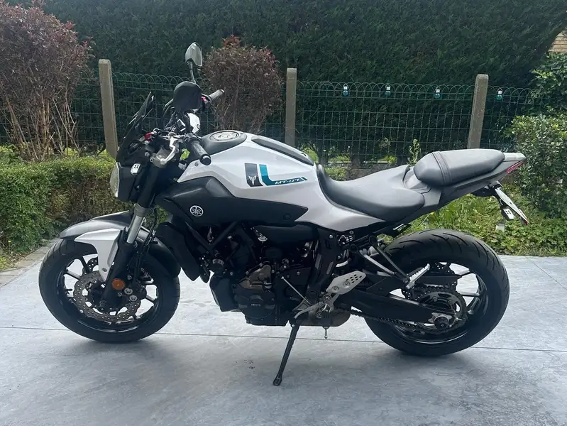 Yamaha MT-07 - foto 4