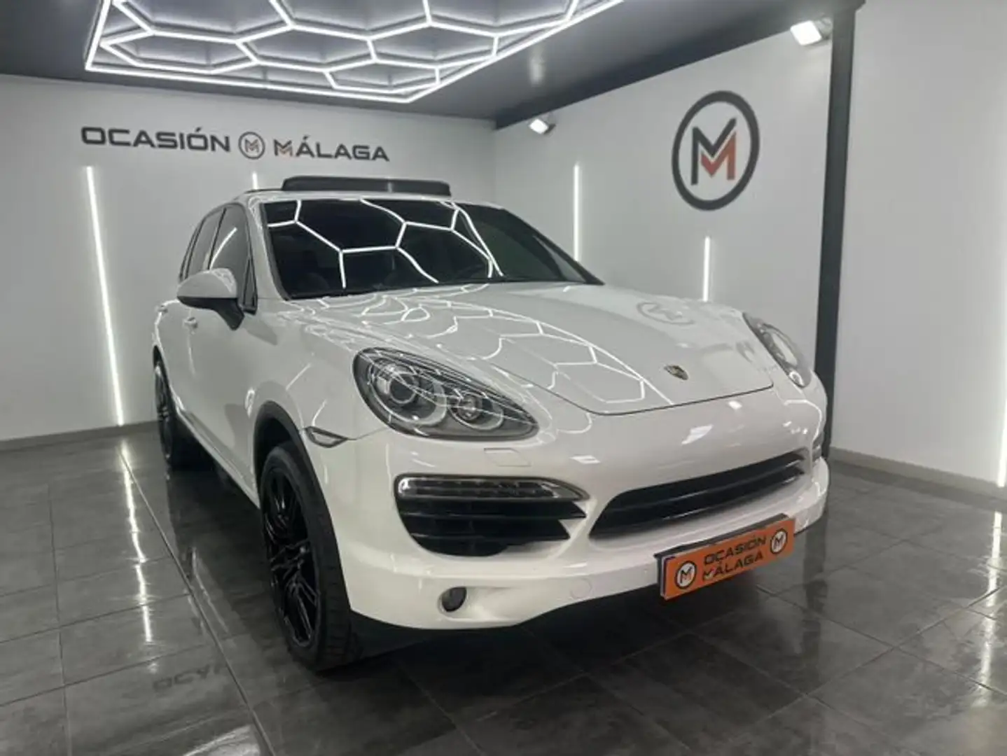Porsche Cayenne 3.0 TD Platinum Edition Tiptronic Nacional Full Eq Blanco - 2