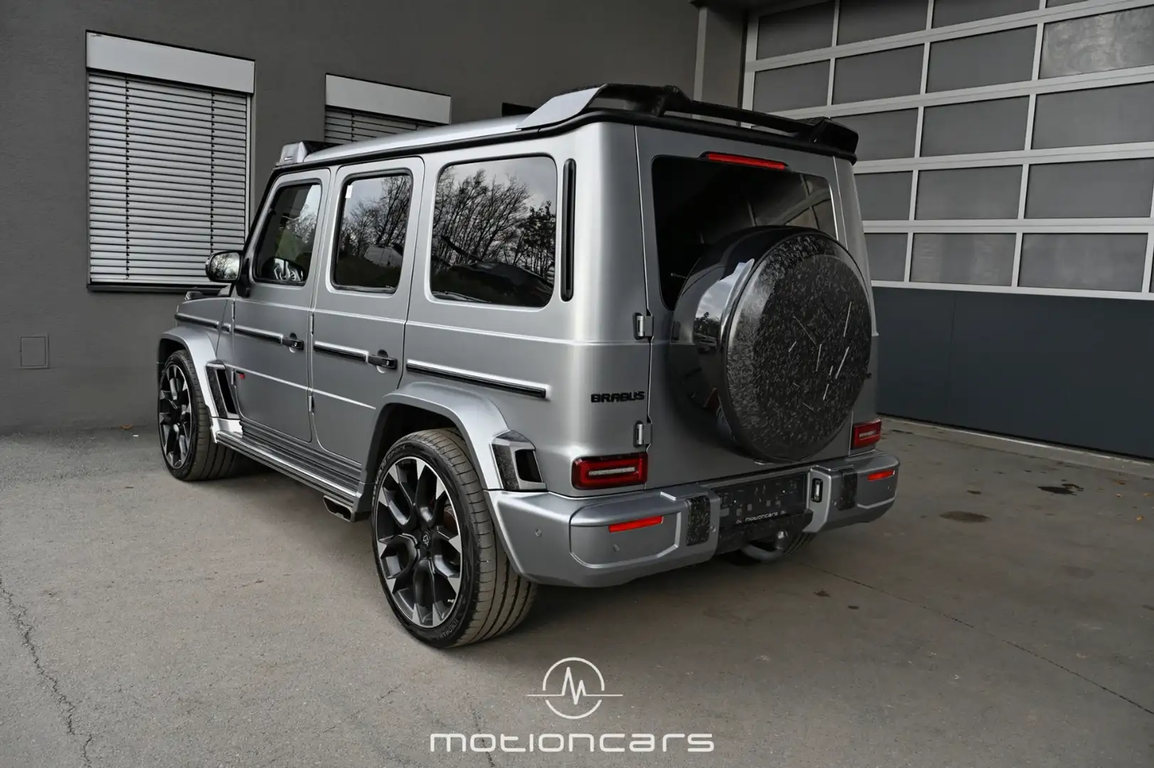 Mercedes-Benz G 63 AMG Brabus VUK WIDEBODY EXP € 141.650,- Silber - 2