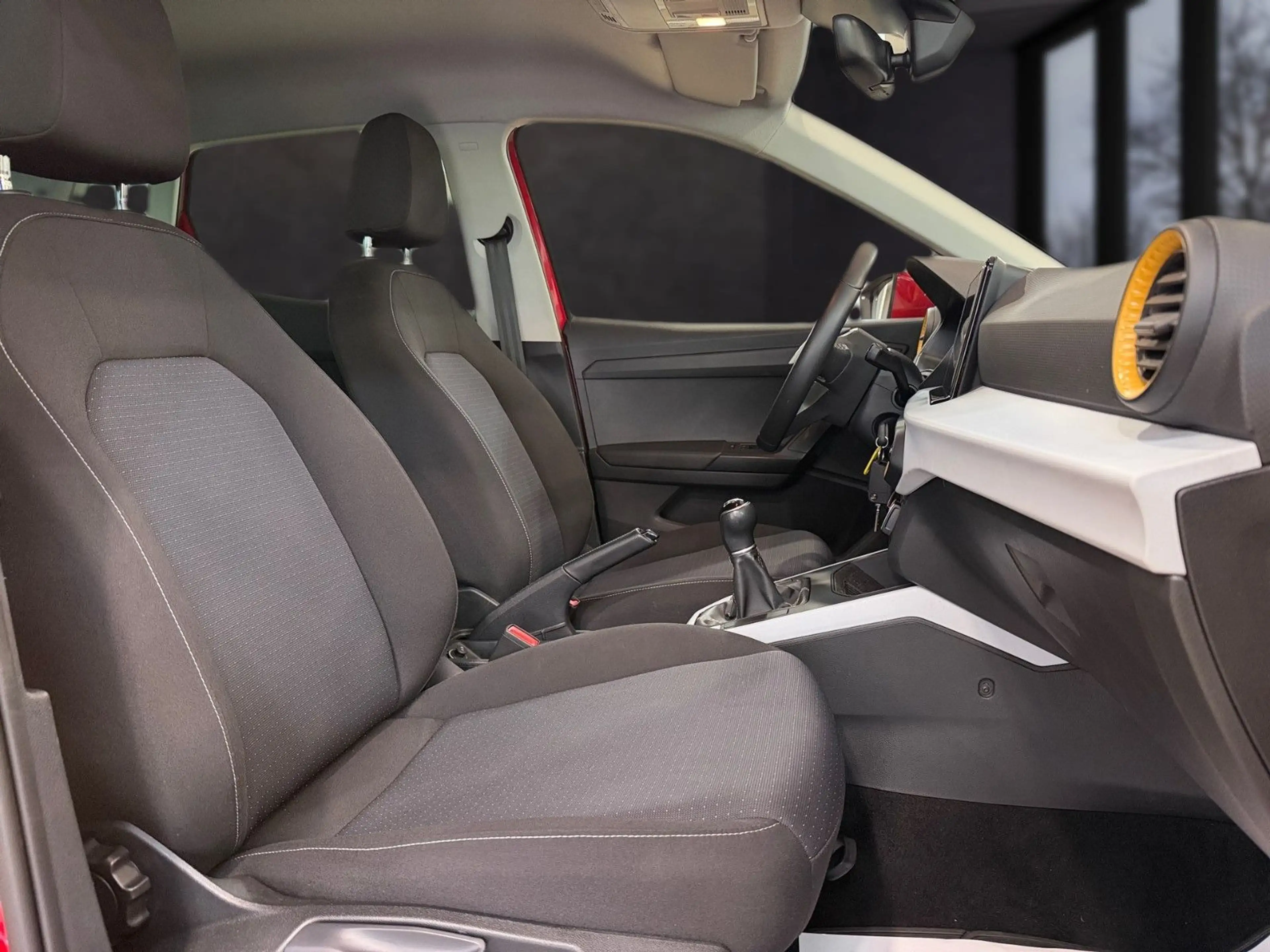 SEAT Arona Style*Navi*LED*Sitzheizung*AHK* — photo 14