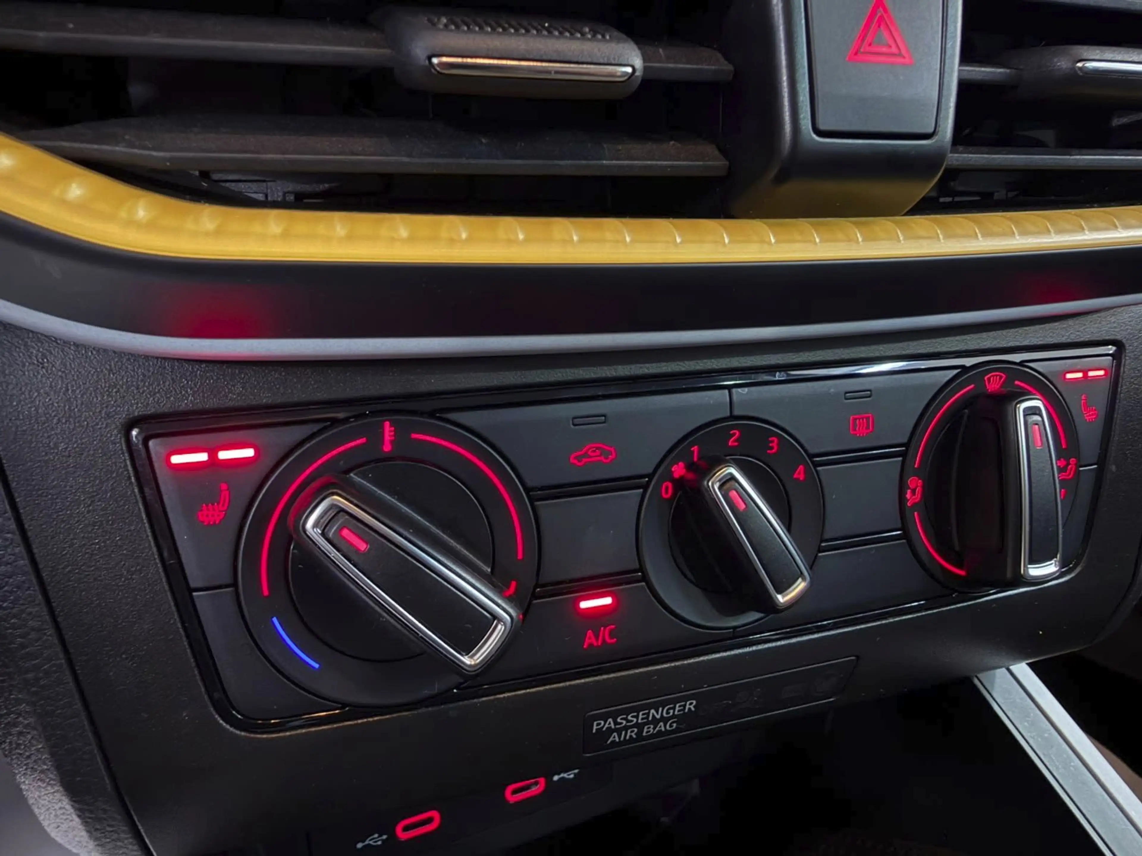 SEAT Arona Style*Navi*LED*Sitzheizung*AHK* — photo 36