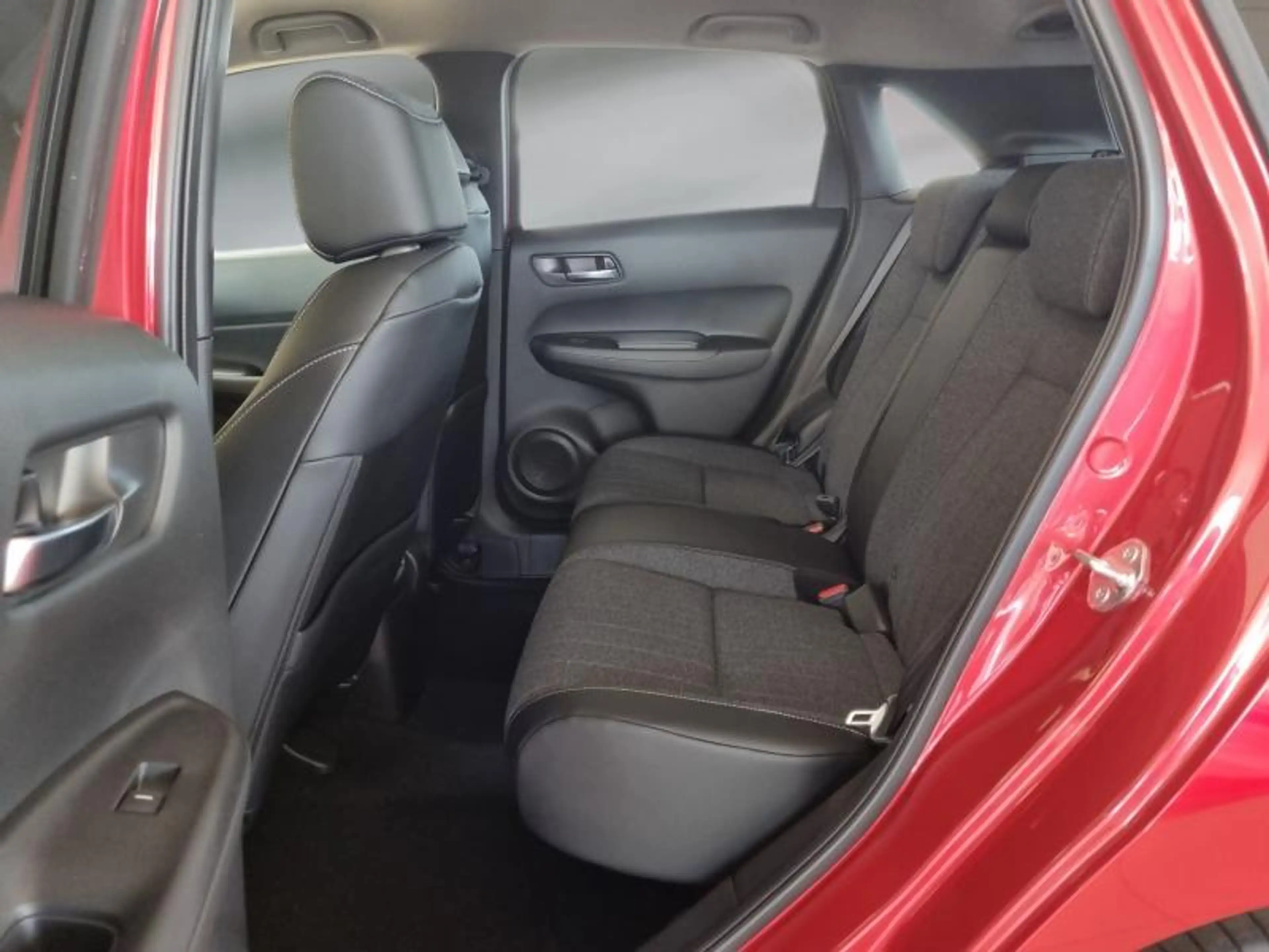 Honda Jazz 1.5 i-MMD 122ch e:HEV Advance Standard — photo 11