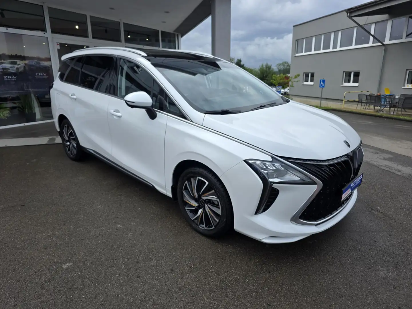 Forthing U-Tour 1.5 T-GDI PREMIUM 7 PLACES AUT Blanc - 1