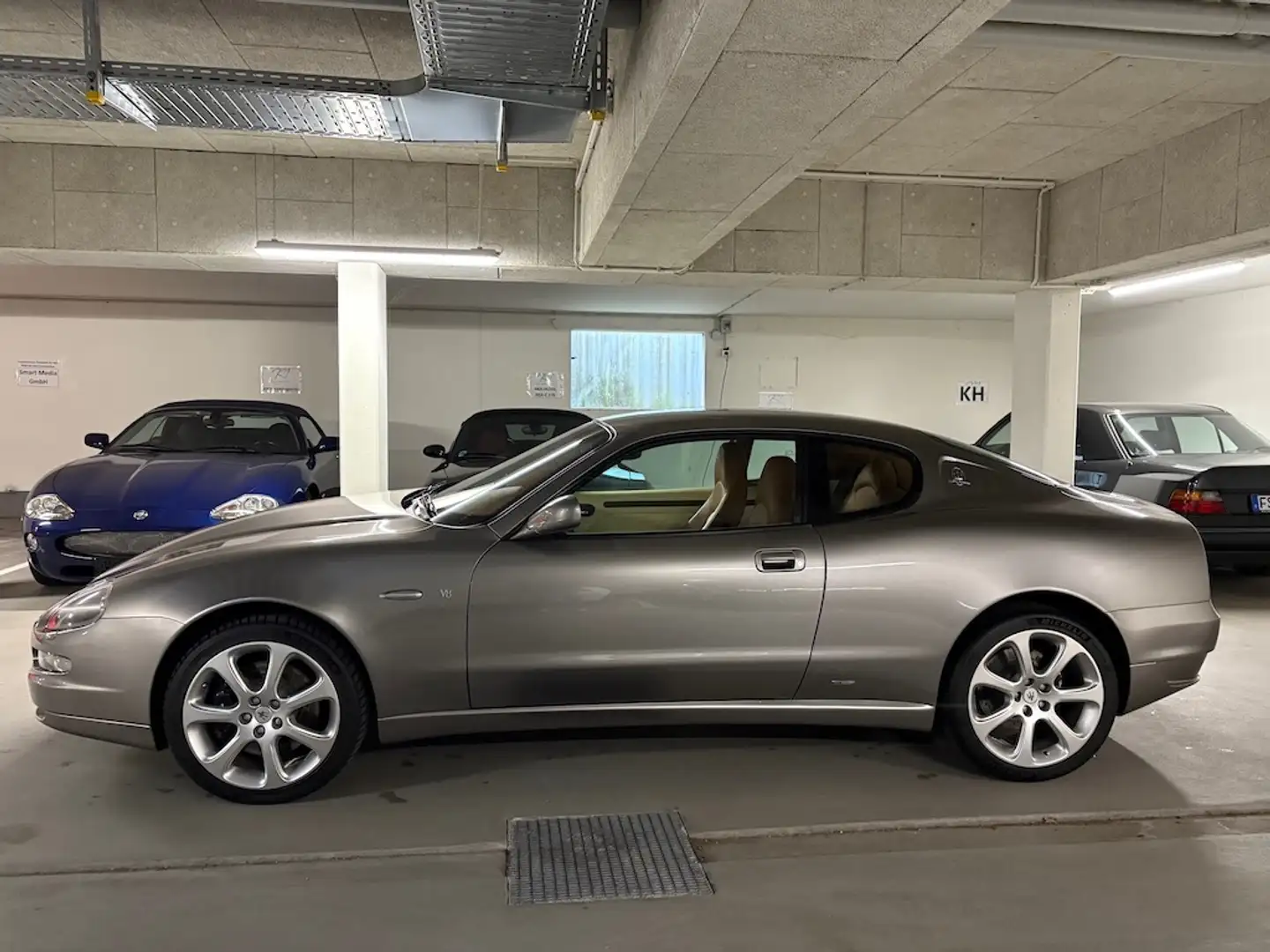 Maserati 4200 4200 GT Cambiocorsa MY05*letzt. Facelift*Navi Gris - 2
