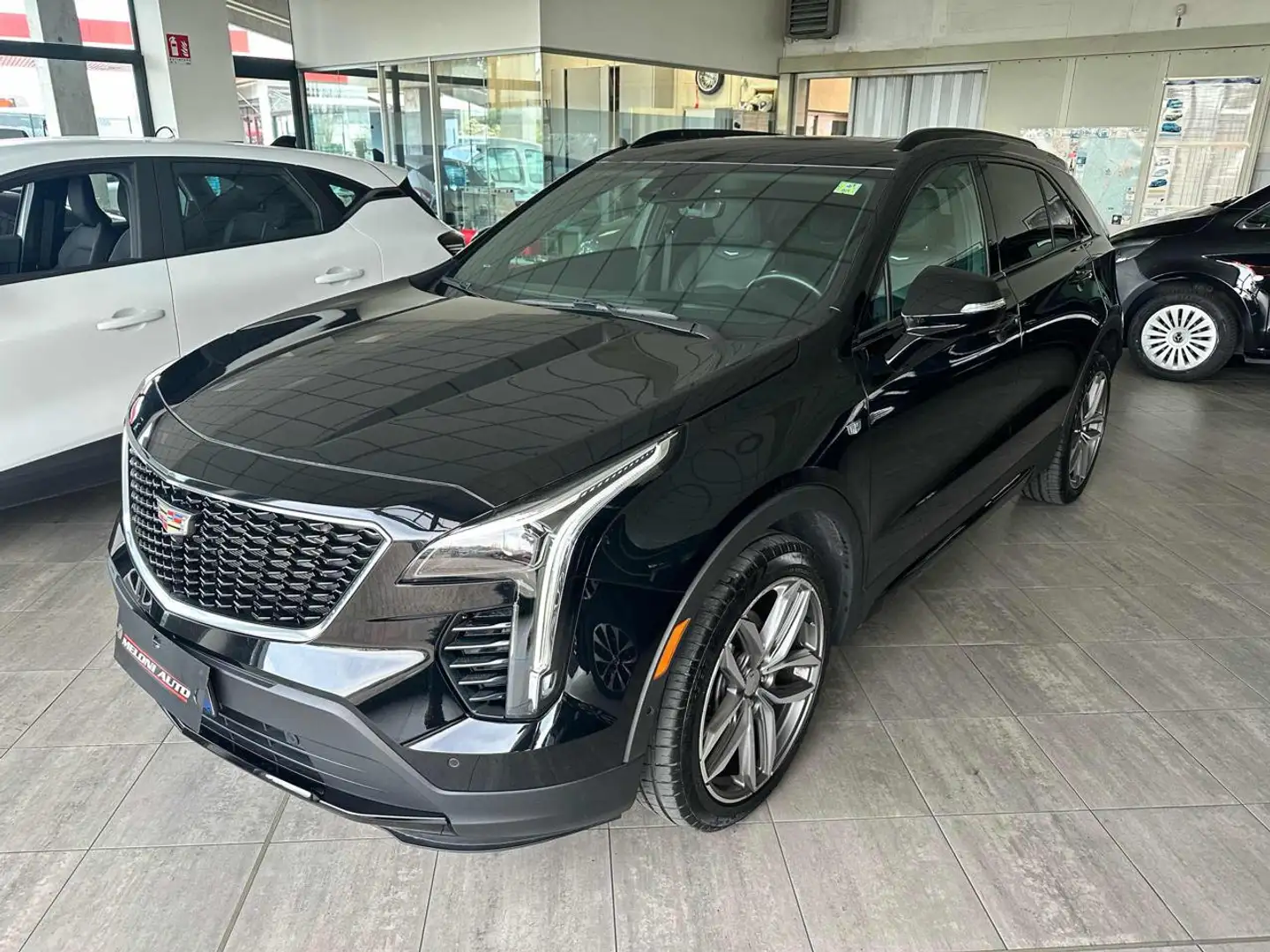 Cadillac XT4 350 TD AWD SPORT Noir - 1
