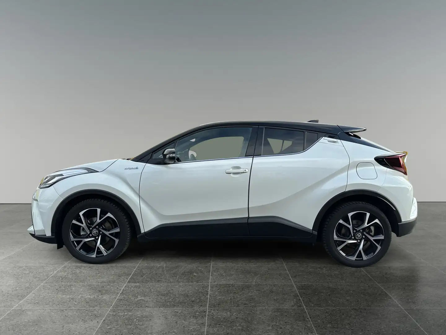 Toyota C-HR 1,8 l Hybrid 4x2, Club, CVT Weiß - 2