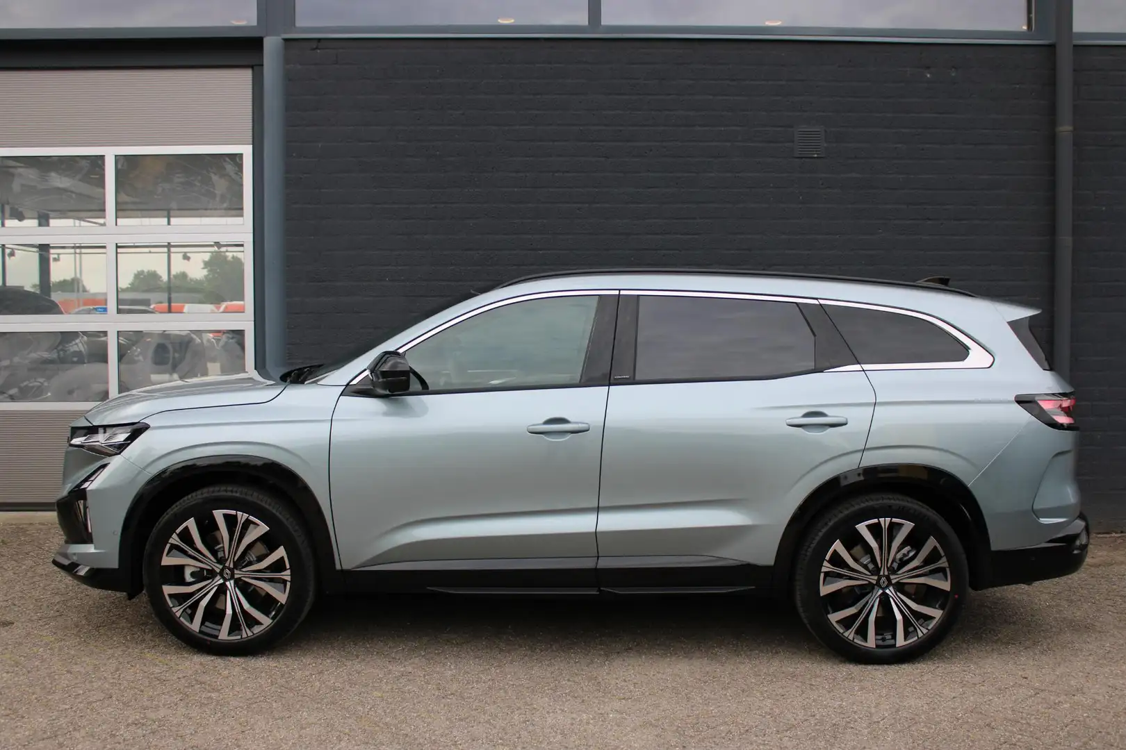 Renault Espace E-Tech full hybrid 200 iconic 5p. Direct Leverbaar Grau - 2