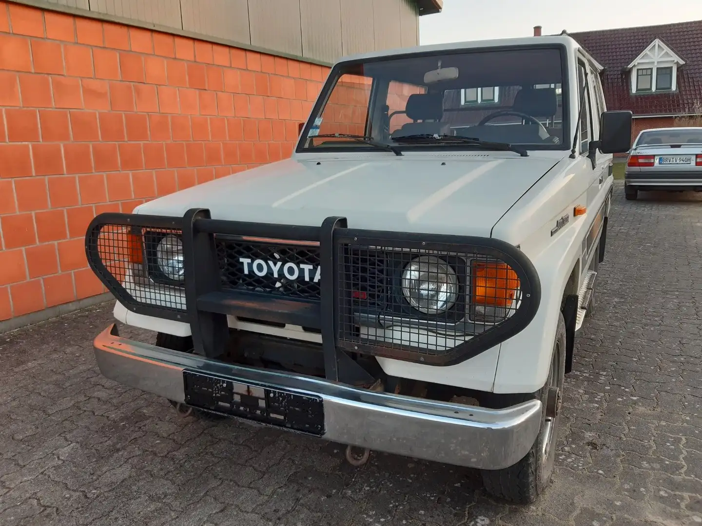 Toyota Land Cruiser LJ 70 - 2,4 Turbo - Diesel Weiß - 2