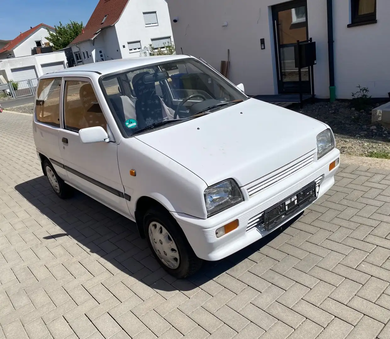 Daihatsu Cuore Automatik Weiß - 1