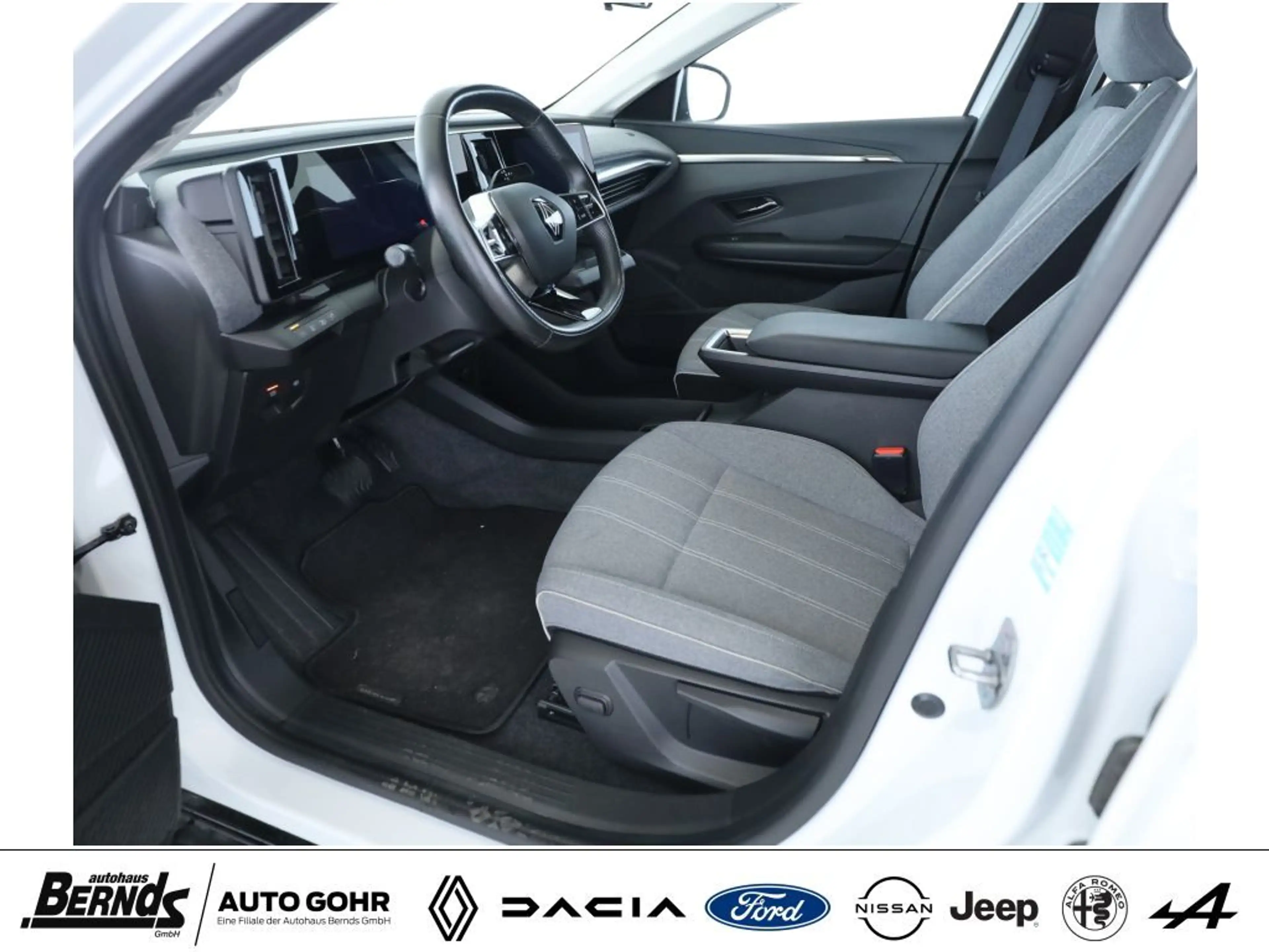 Renault Megane E-Tech EV40 130hp boost charge Equilibre WÄRMEPUMPE PDC — photo 13