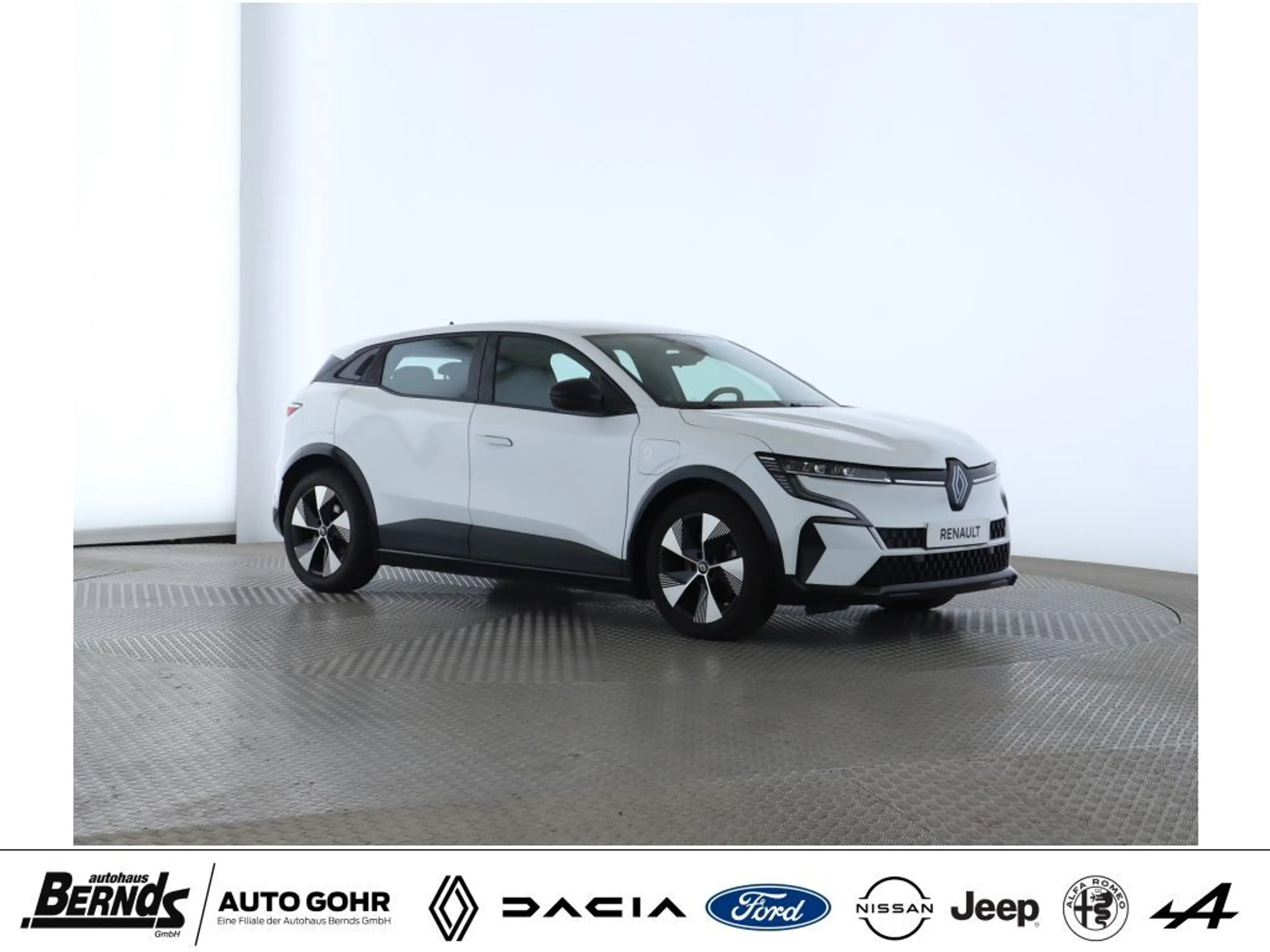 Renault Megane E-Tech EV40 130hp boost charge Equilibre WÄRMEPUMPE PDC — photo 3
