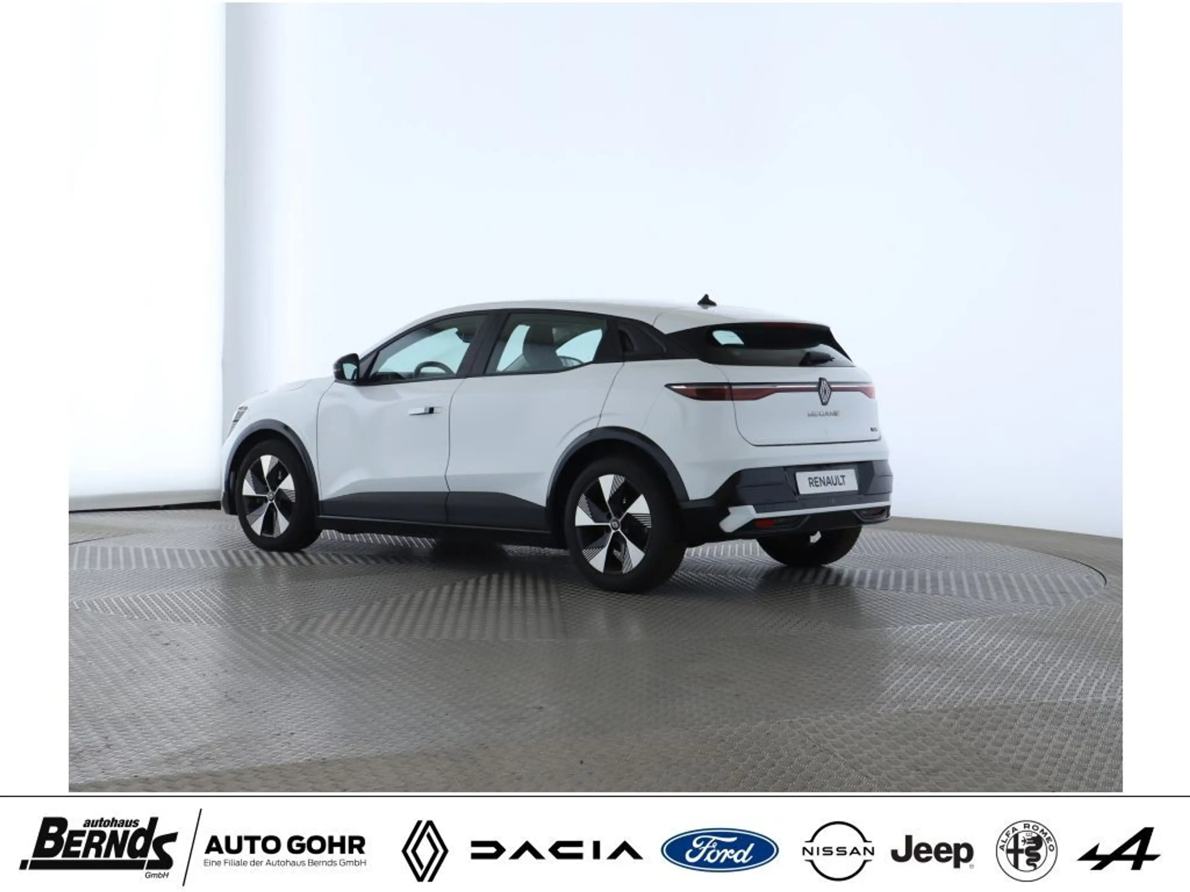 Renault Megane E-Tech EV40 130hp boost charge Equilibre WÄRMEPUMPE PDC — photo 10