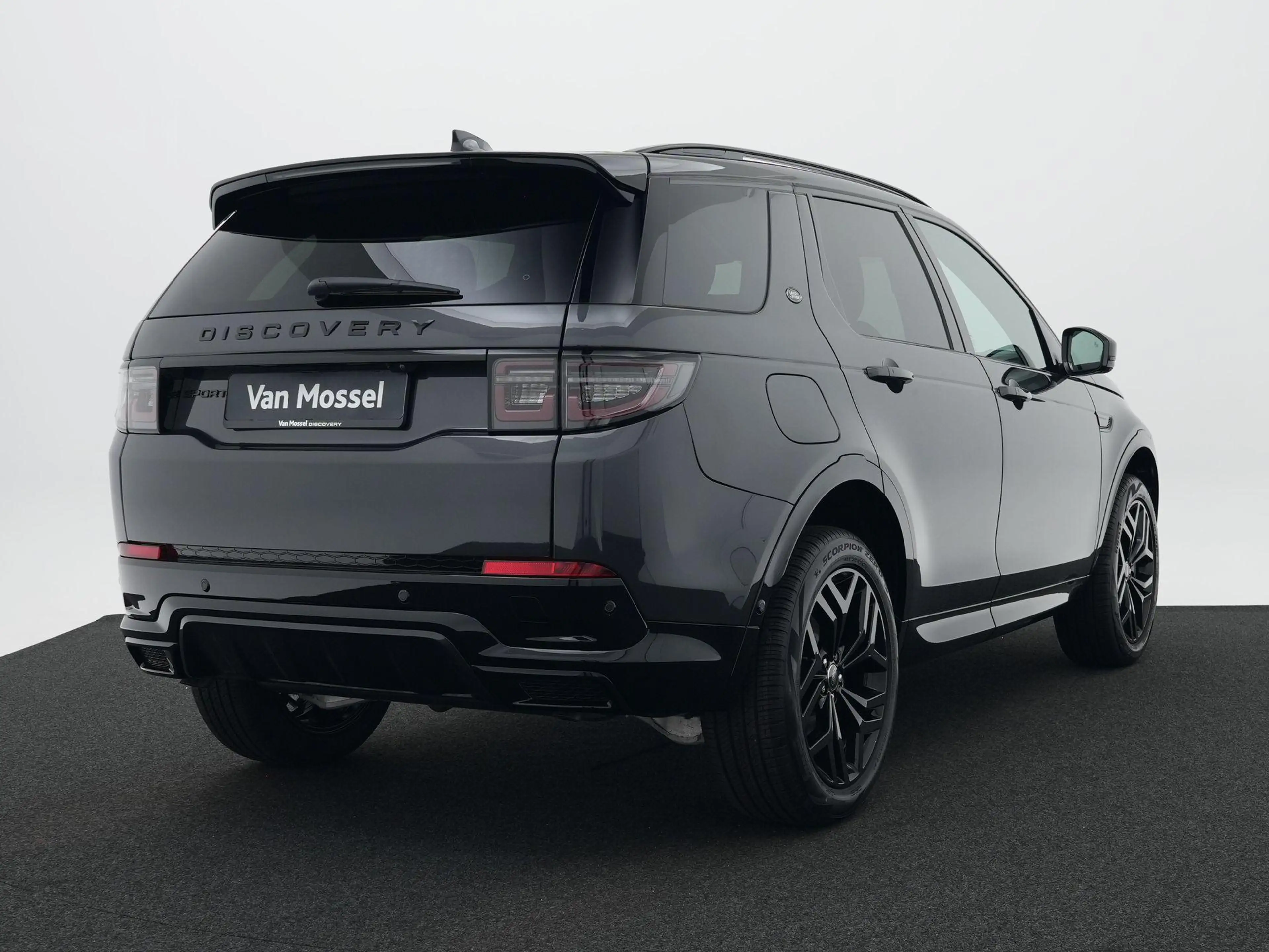 Land Rover Discovery Sport 1.5 P270e PHEV Business Landmark Edition | Cold Cl — photo 13
