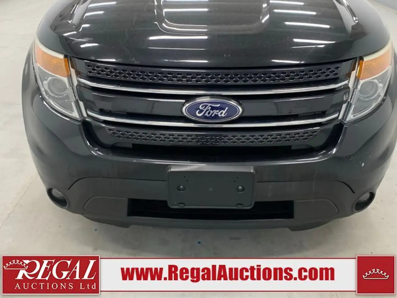 Ford Explorer снимка Ford Explorer