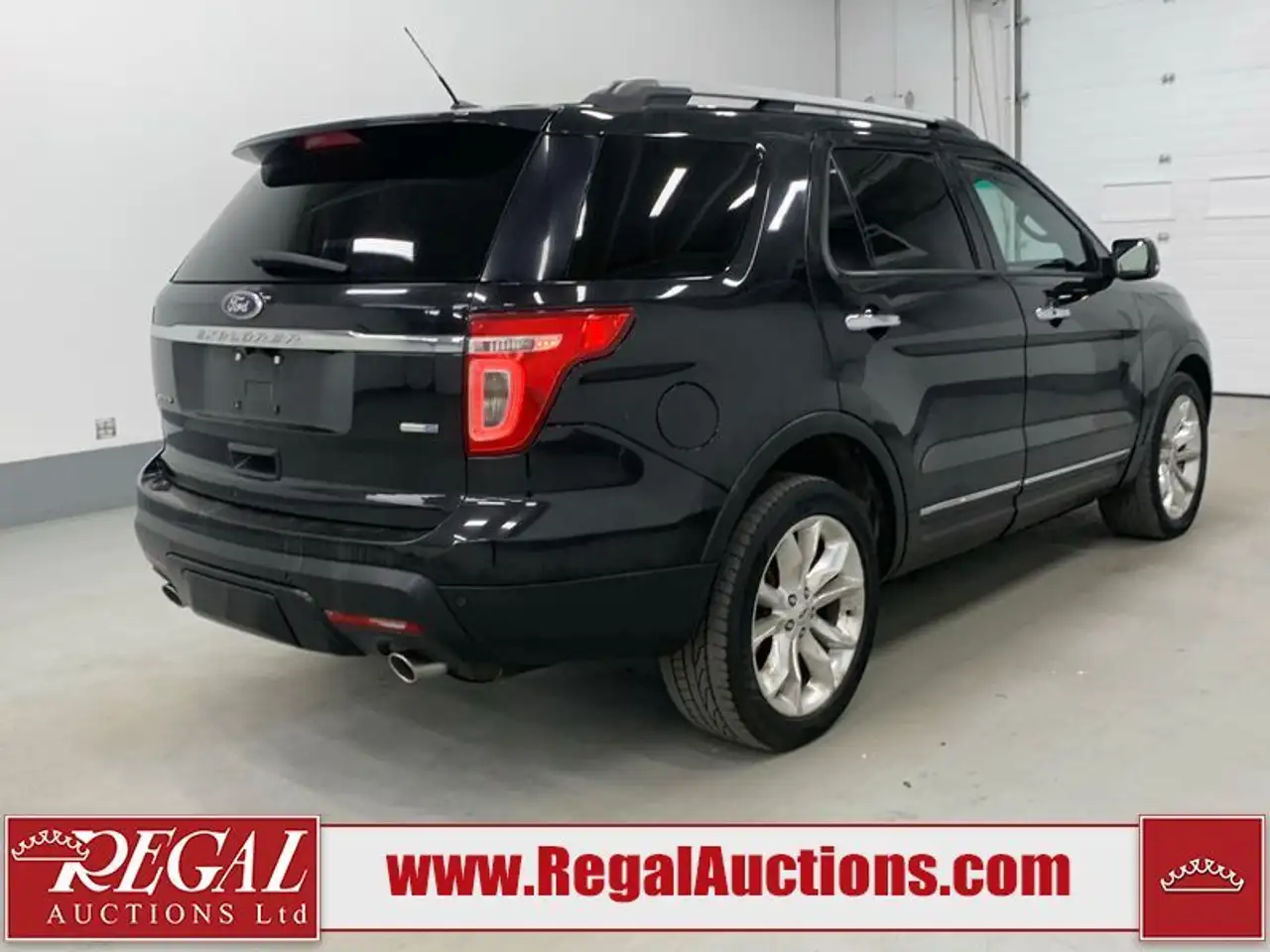 Ford Explorer снимка Ford Explorer
