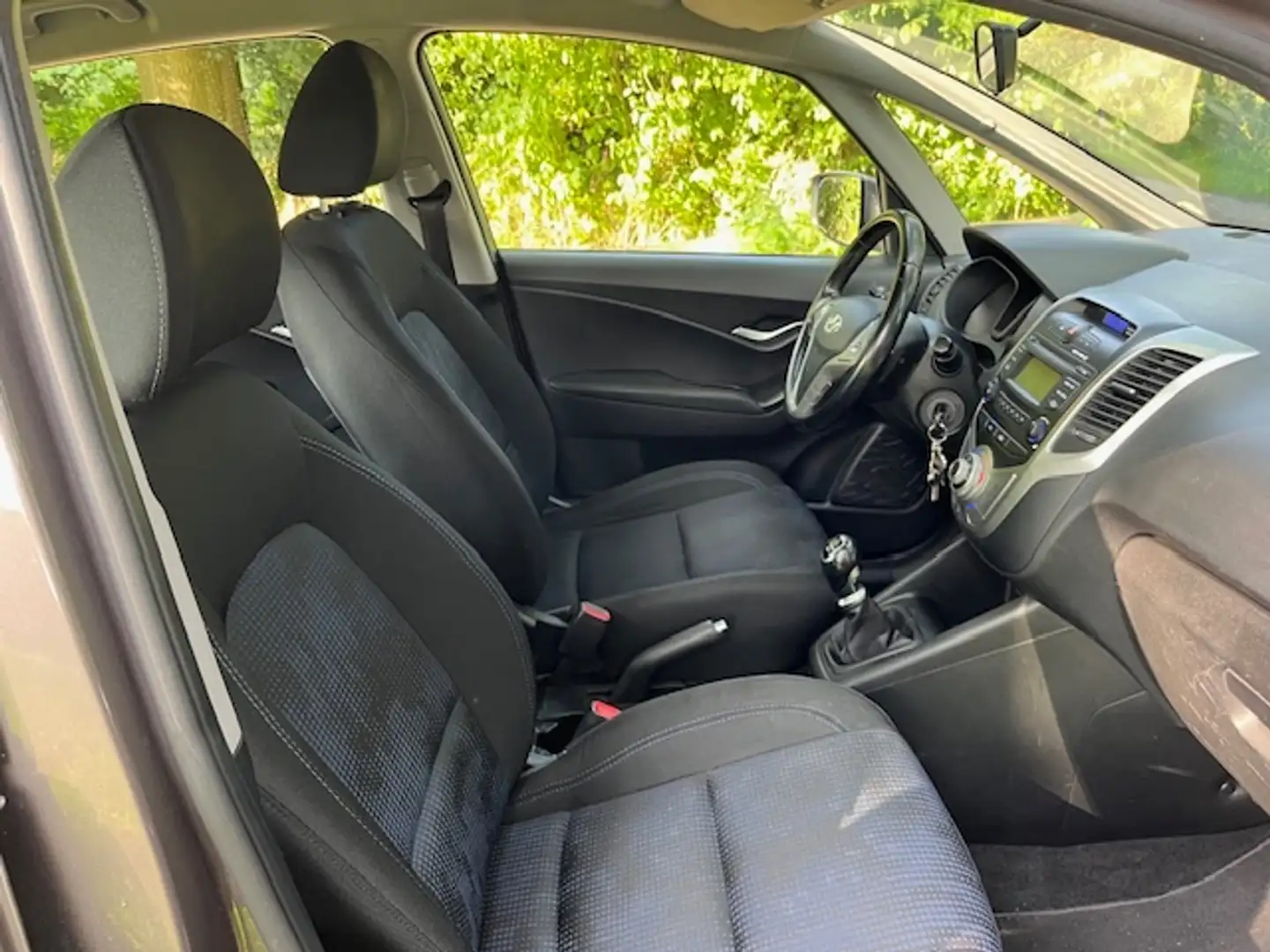 Hyundai iX20 iX20 1.6i Go! Бронзовый - 2