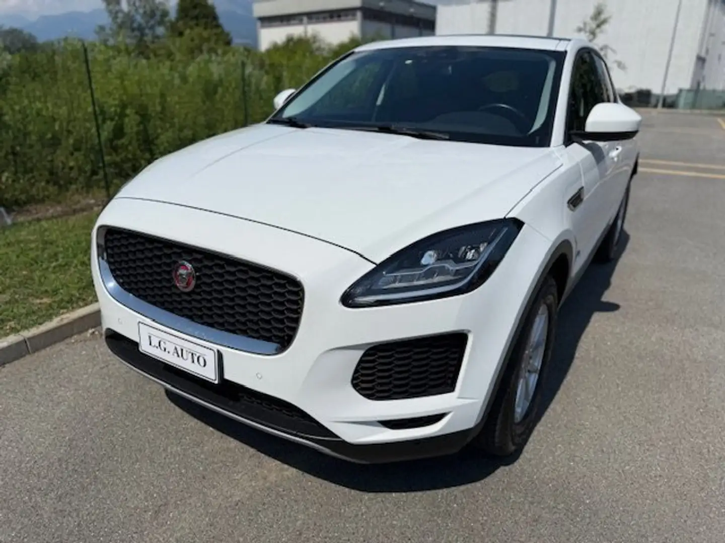 Jaguar E-Pace 2.0d i4 R-Dynamic S fwd 150cv my19 Bianco - 1