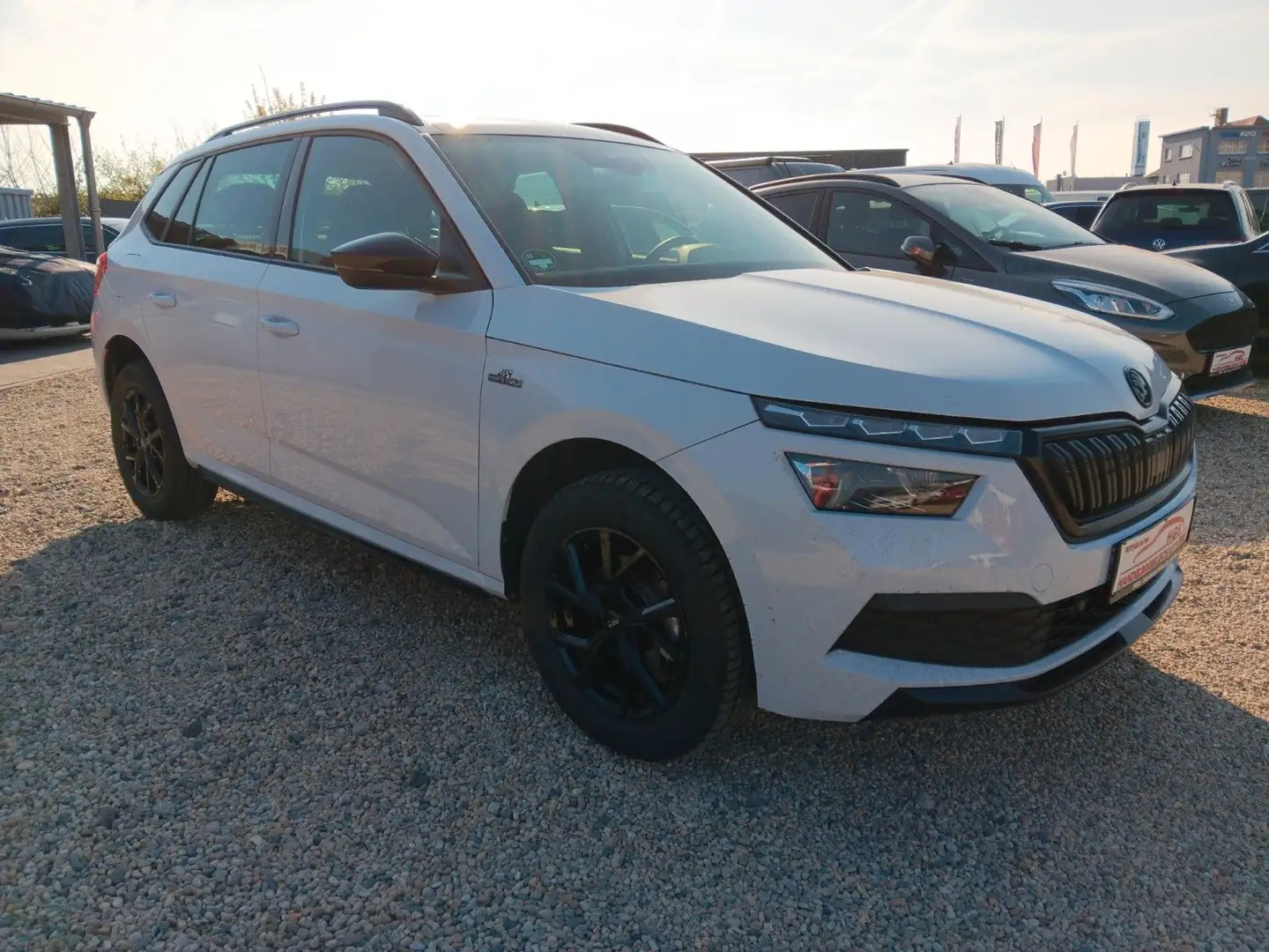 Skoda Kamiq Monte Carlo PanoDach AHZV LED Klima SHZ Weiß - 1