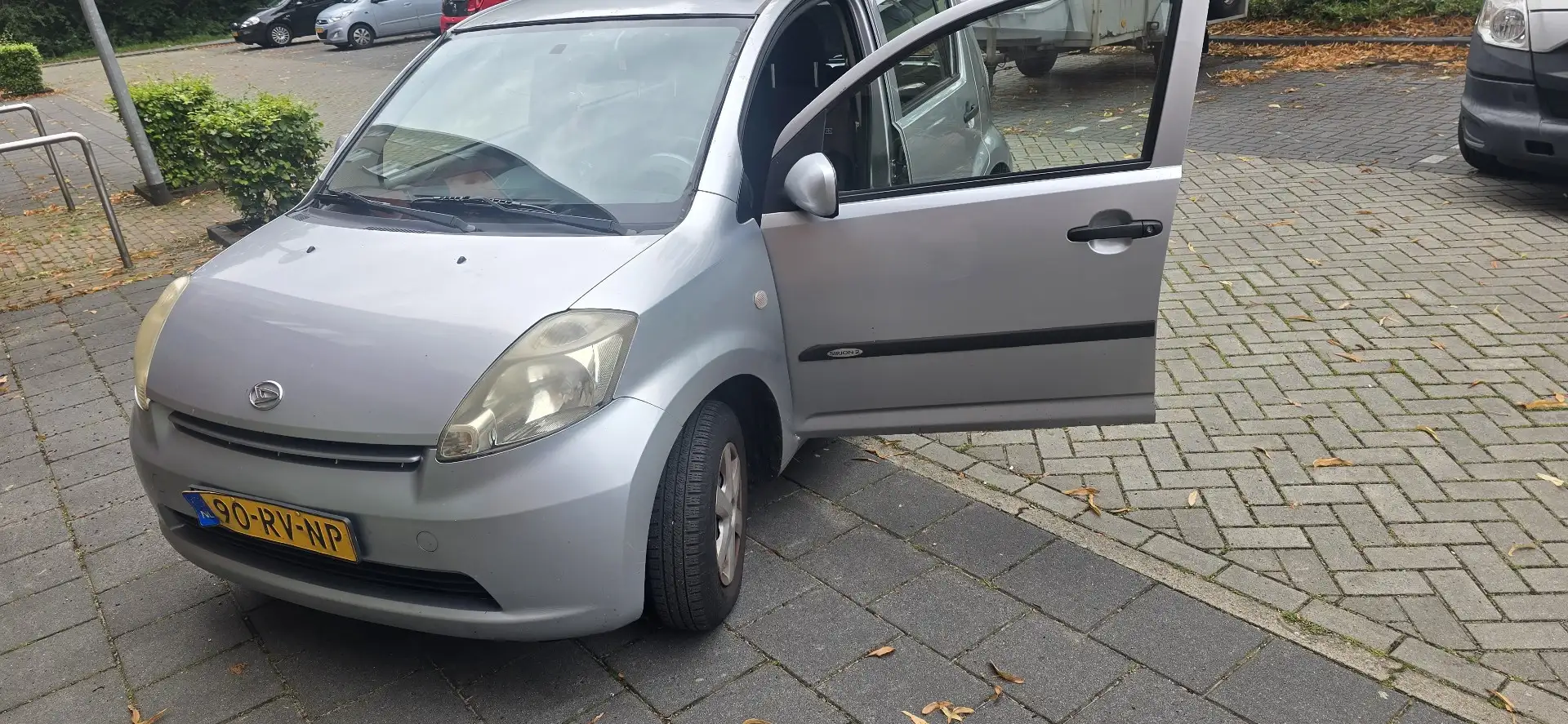 Daihatsu Sirion 1.0 - 1