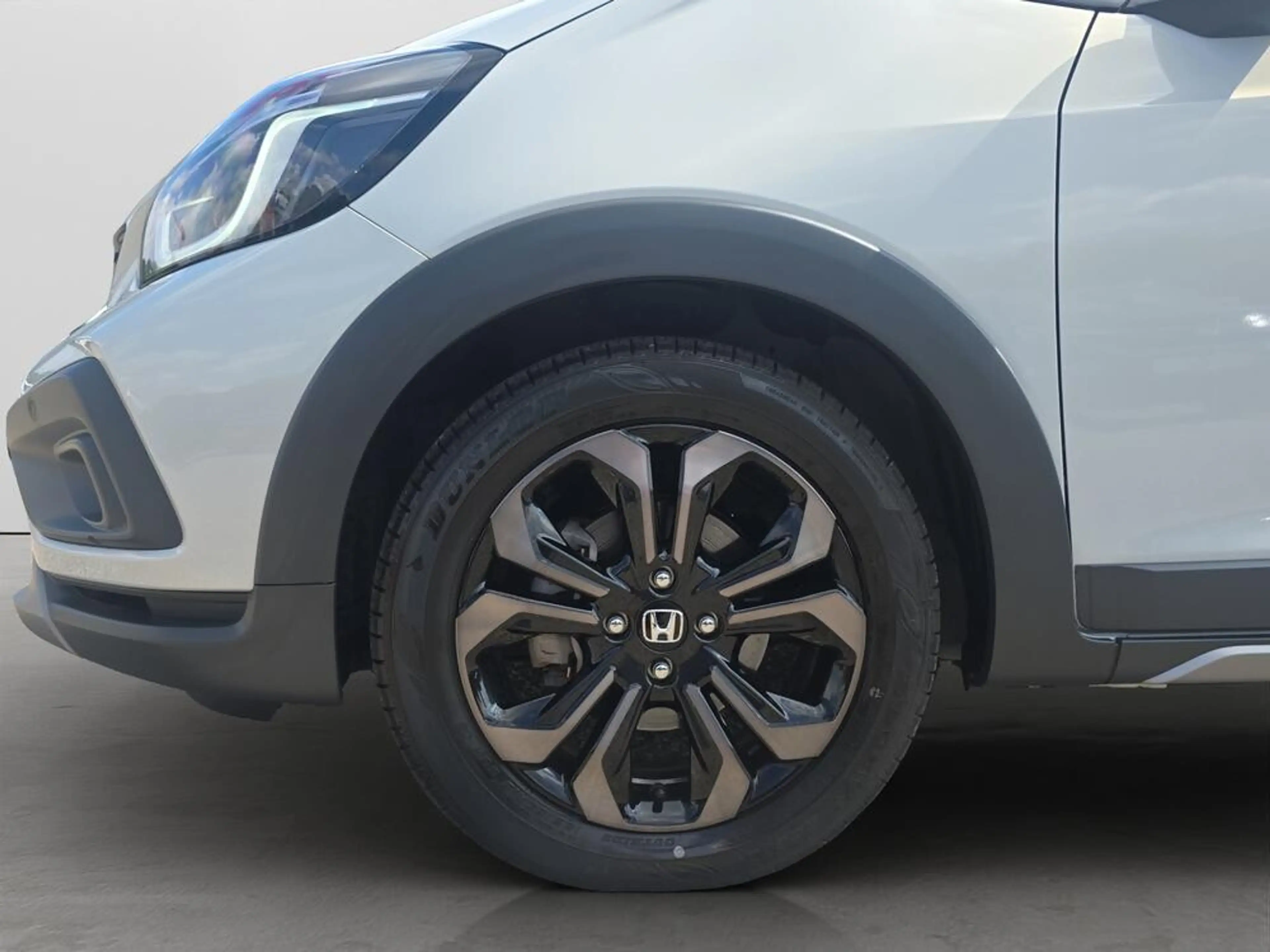 Honda Jazz 1,5 i-MMD Hybrid Crosstar Advance Aut. — photo 6