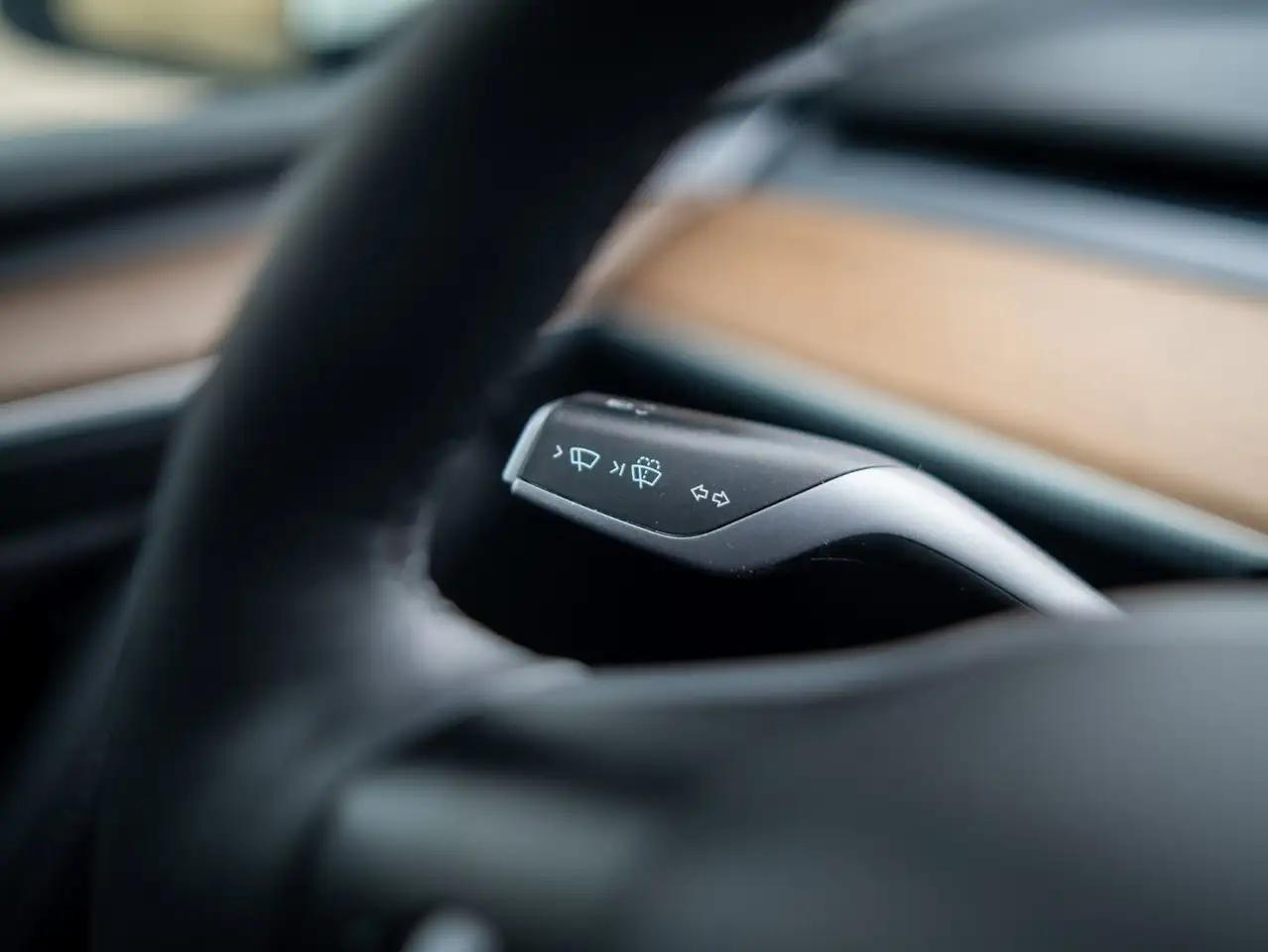 Tesla Model Y photo Tesla Model Y