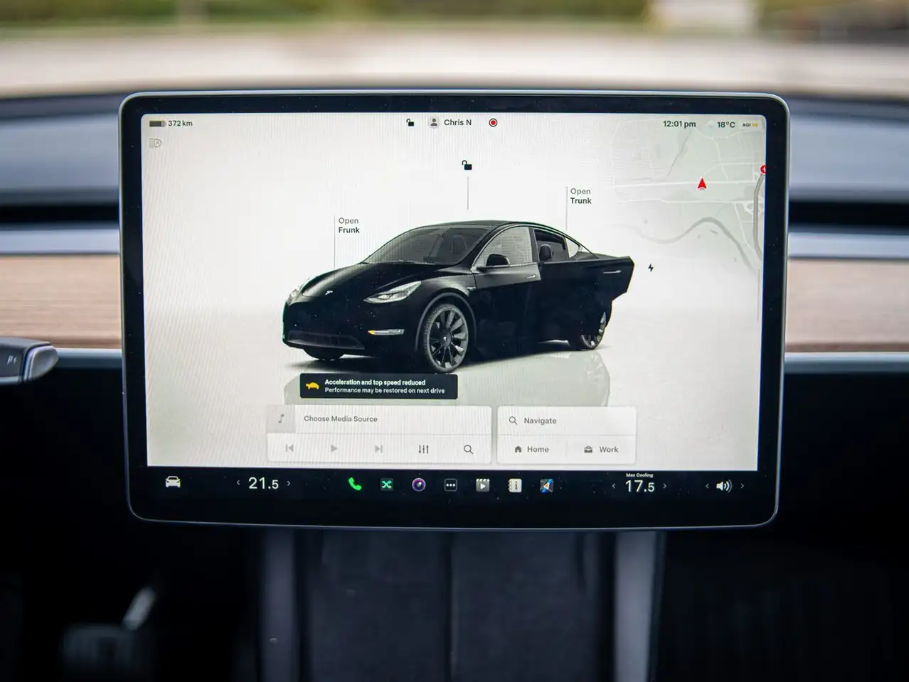 Tesla Model Y photo Tesla Model Y