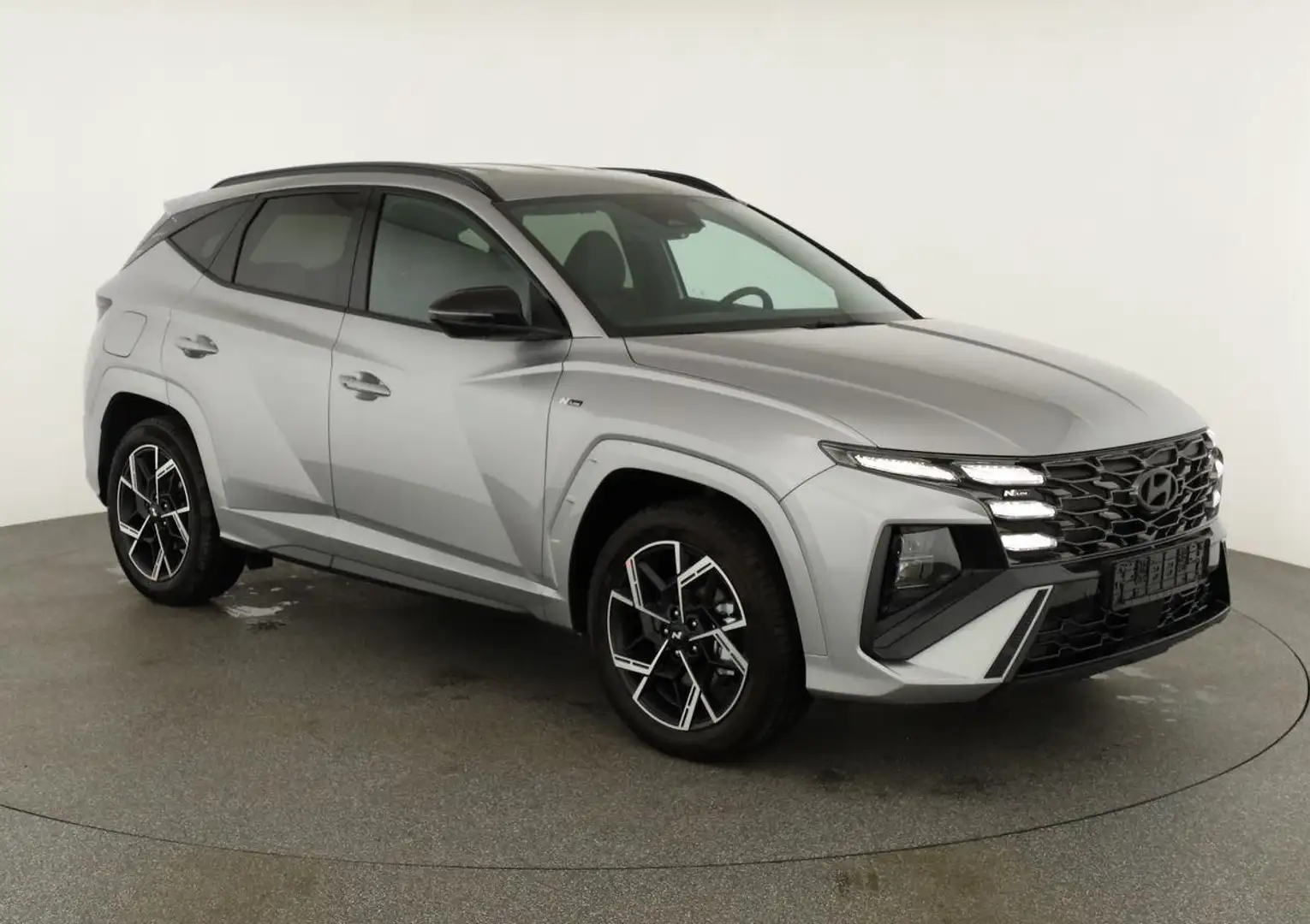 Hyundai TUCSON N Line Plug-In Hybrid 2WD 1.6 T-GDI PHEV LINE, ... Silber - 1