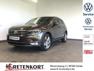 Highline 2.0 TSI 4M Pano AHK DCC Sthzg Side Assist