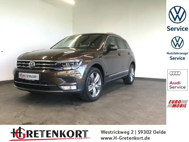 Volkswagen Tiguan Highline 2.0 TSI 4M Pano AHK DCC Sthzg Side Assist