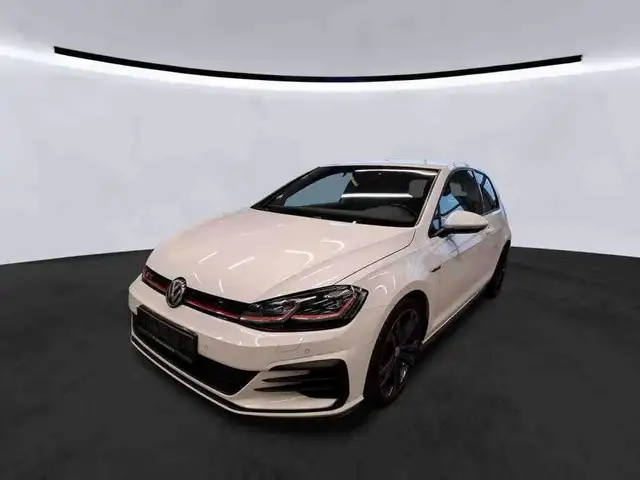 Volkswagen Golf VII Lim. GTI Performance*LED*ASSIST*KAM*STH