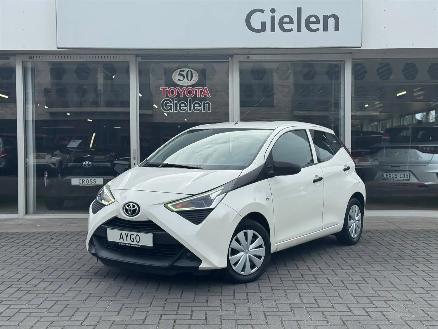 Toyota Aygo 1.0 VVT-i 72pk | Eerste eigenaar, 5 deurs, Stuurwi Blanc - 1