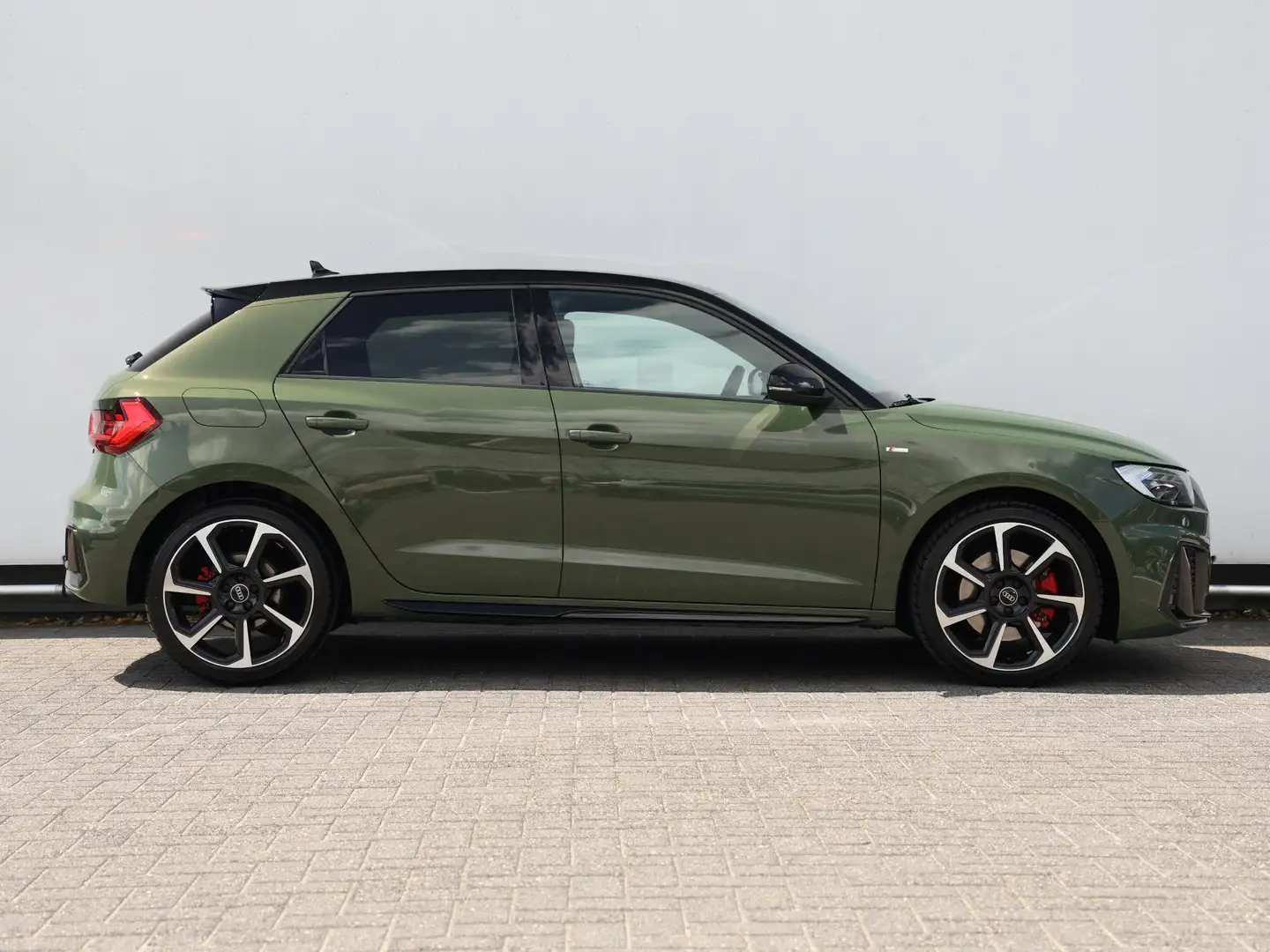 Audi A1 Sportback 30 TFSI S edition 110pk | SONOS | LED | Vert - 2