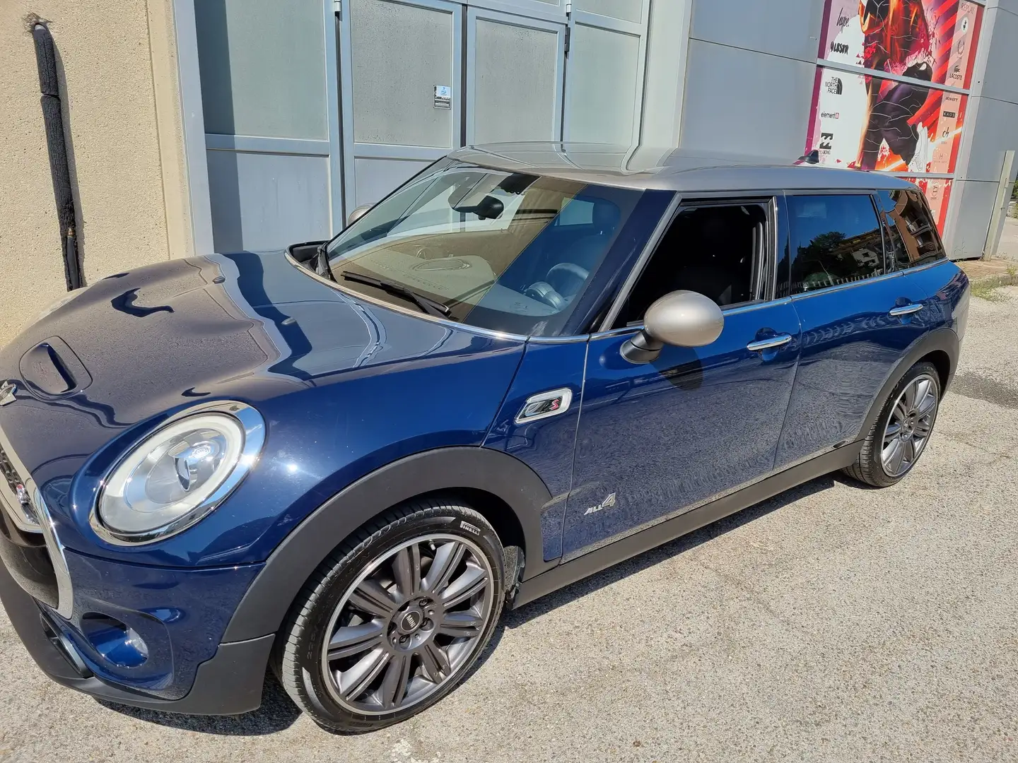 MINI Cooper SD Clubman Mini IV F54 2016 Clubman 2.0 Hype all4 auto Modrá - 2