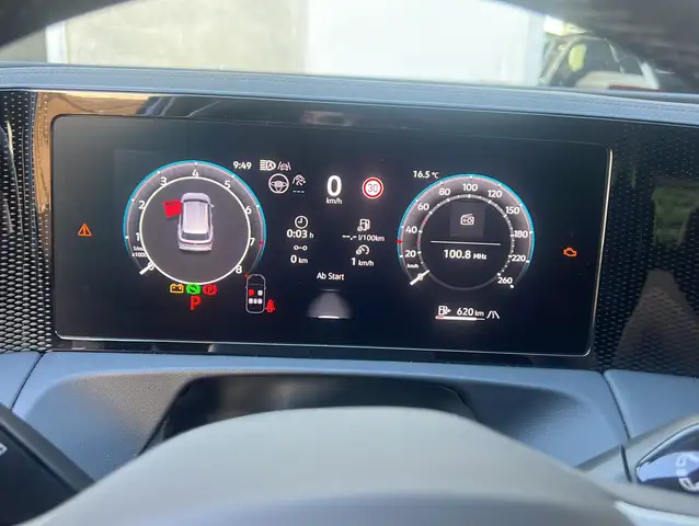Volkswagen Tiguan view 15