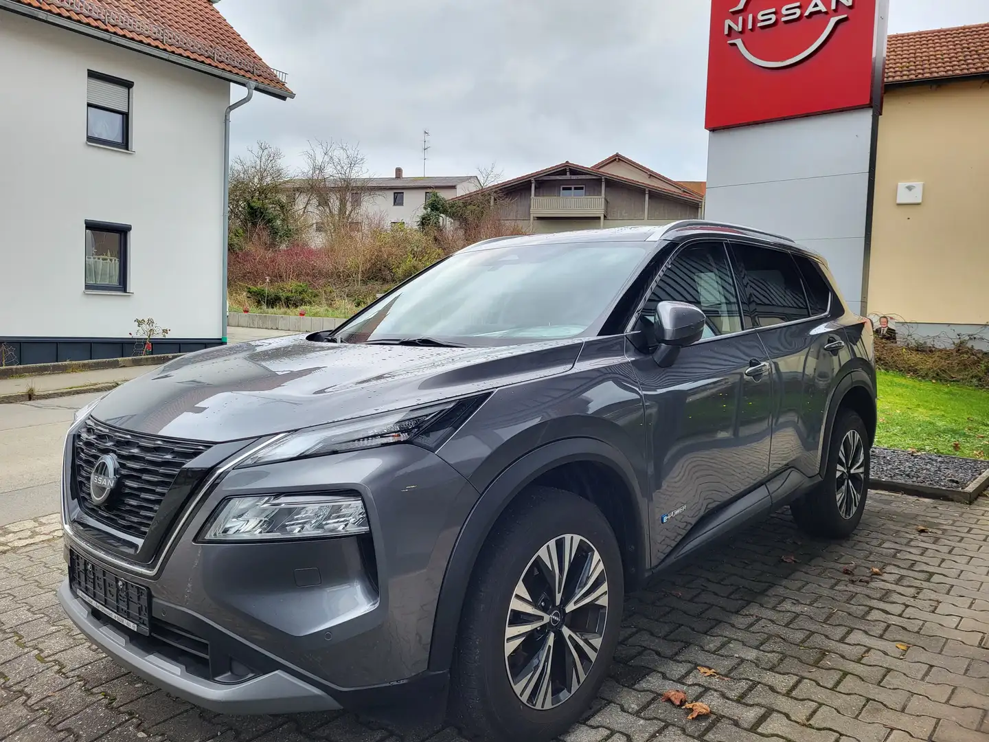 Nissan X-Trail 1.5 VC-T e-POWER N-Connecta Grau - 2