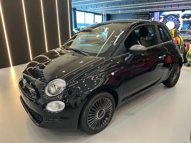 Fiat 500 view 3