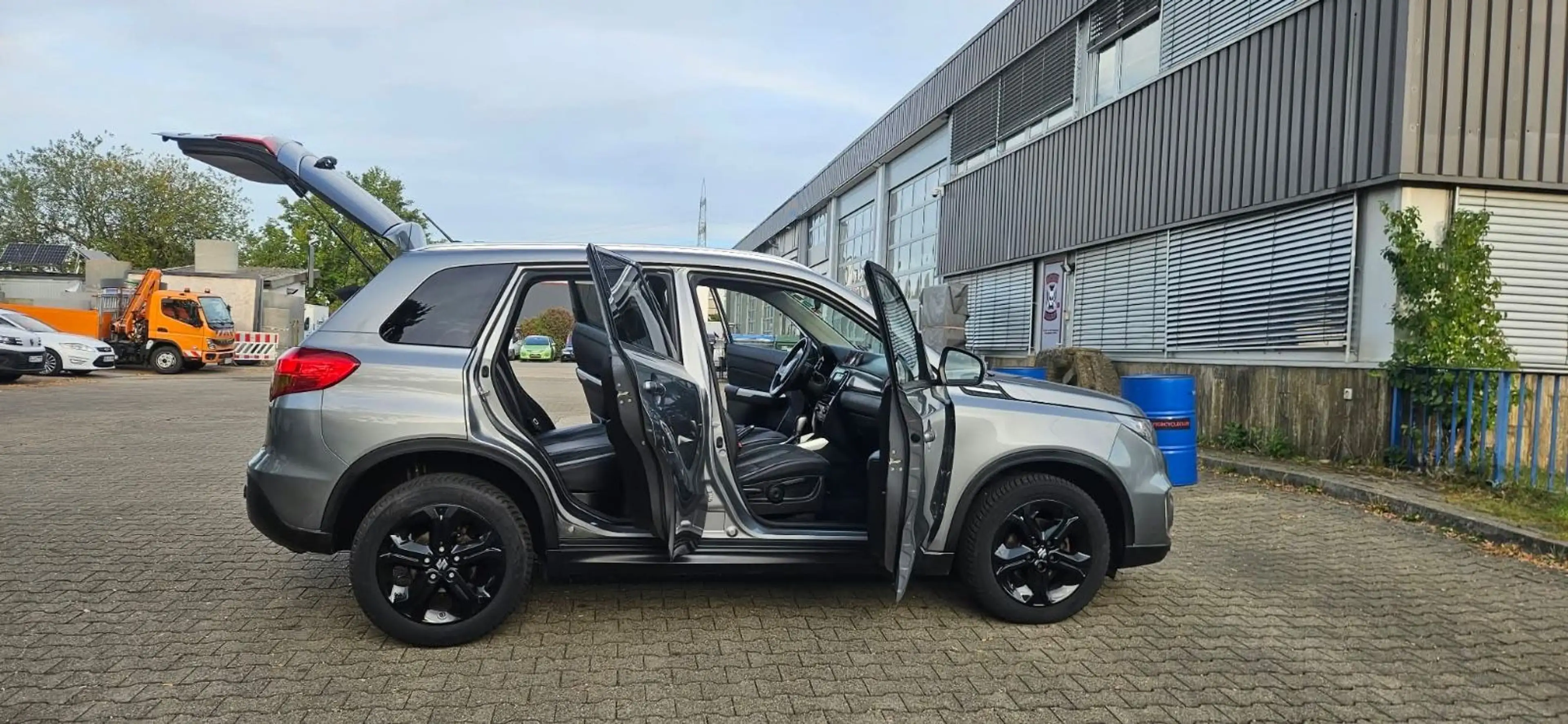 Suzuki Vitara 1.4 Comfort+ 4x4 — photo 8
