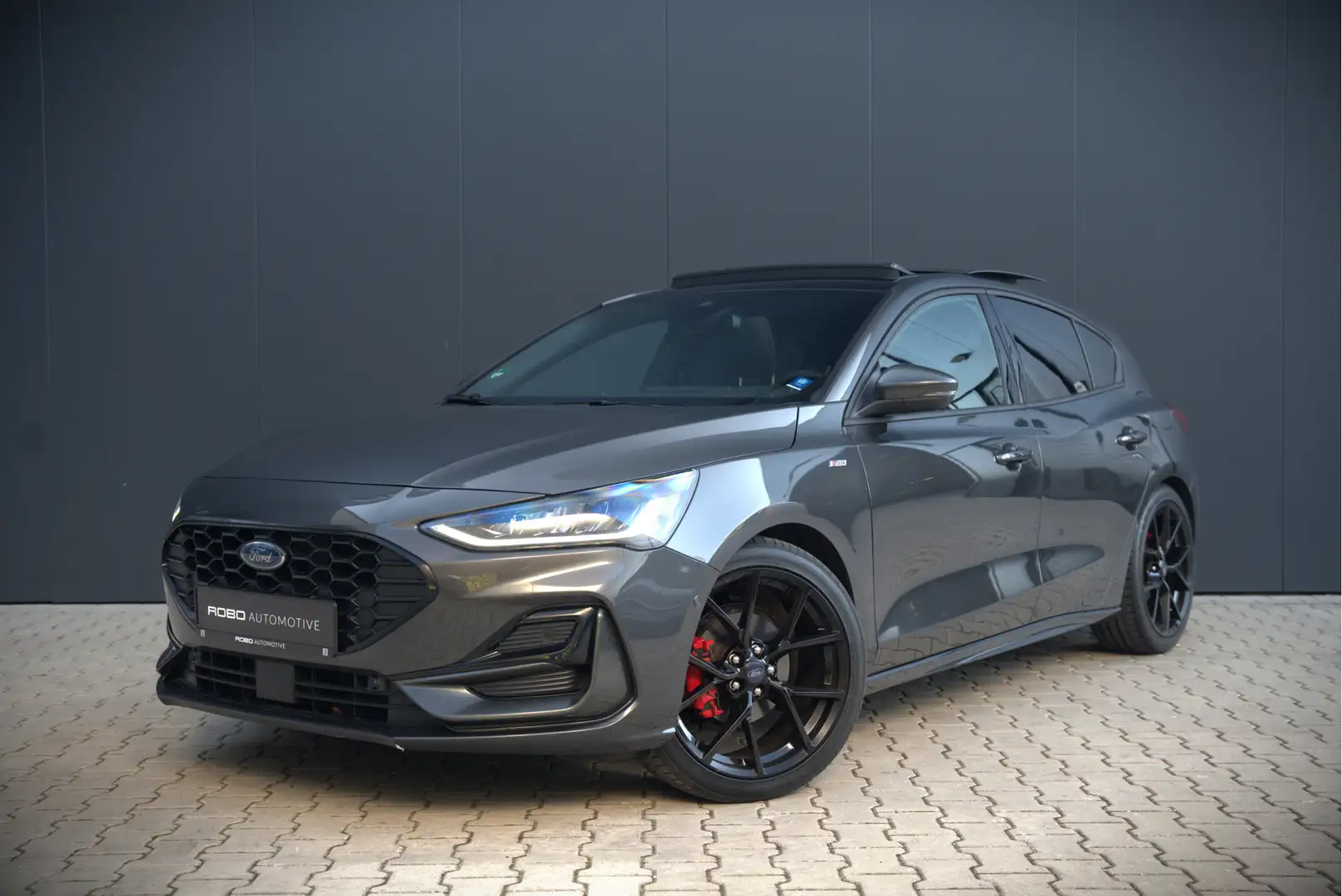 Ford Focus 1.0 EcoBoost Hybrid ST Line X | Bang & Olufsen | P Grijs - 1
